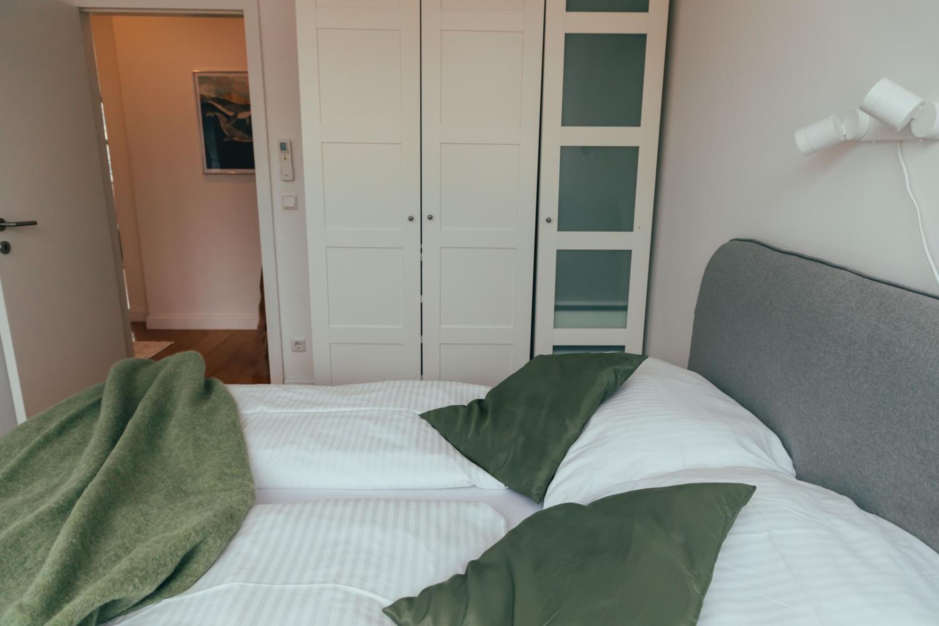 Large Apartments - Great for Groups - with Balcony or Terrace