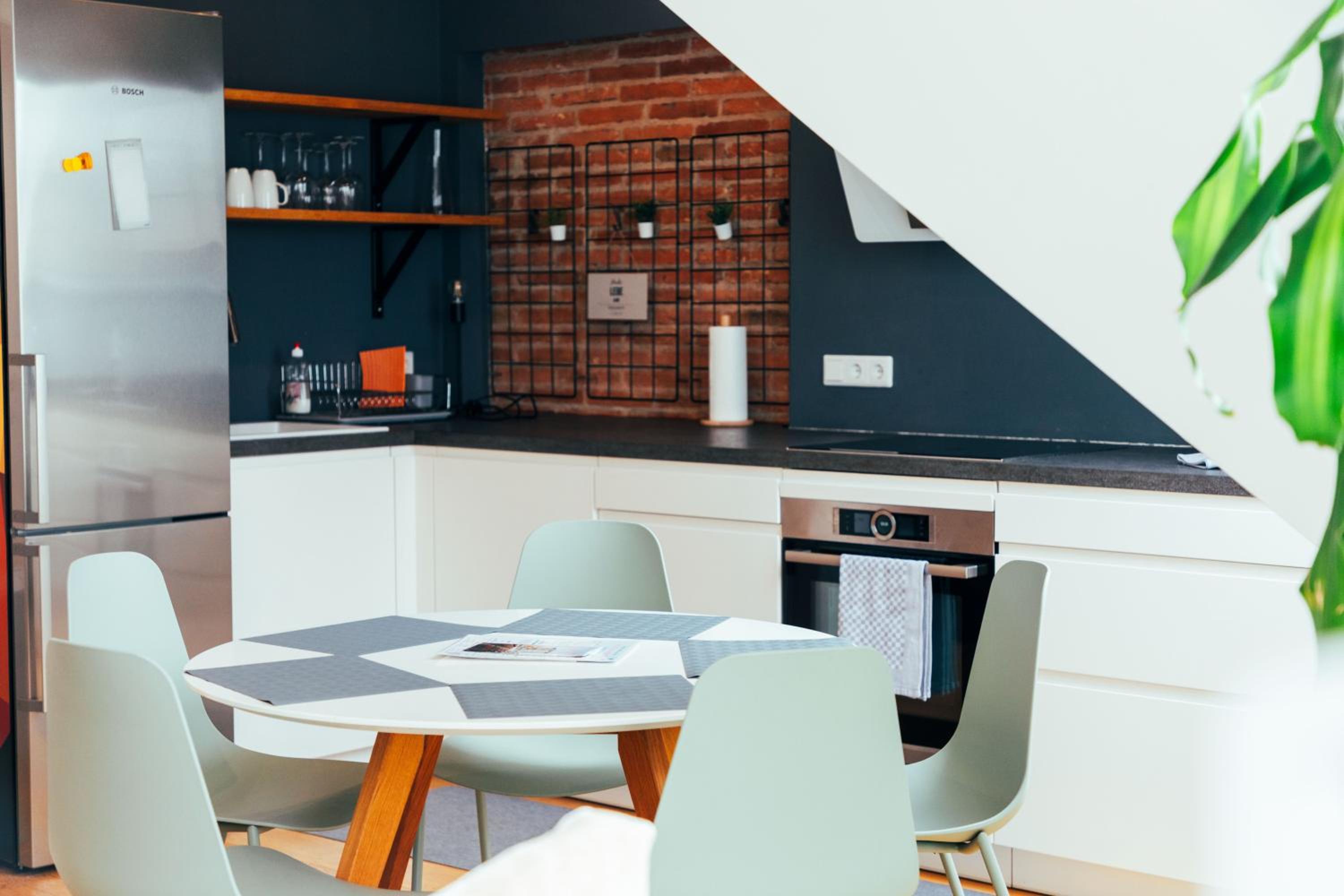 Large Apartments - Great for Groups - with Balcony or Terrace