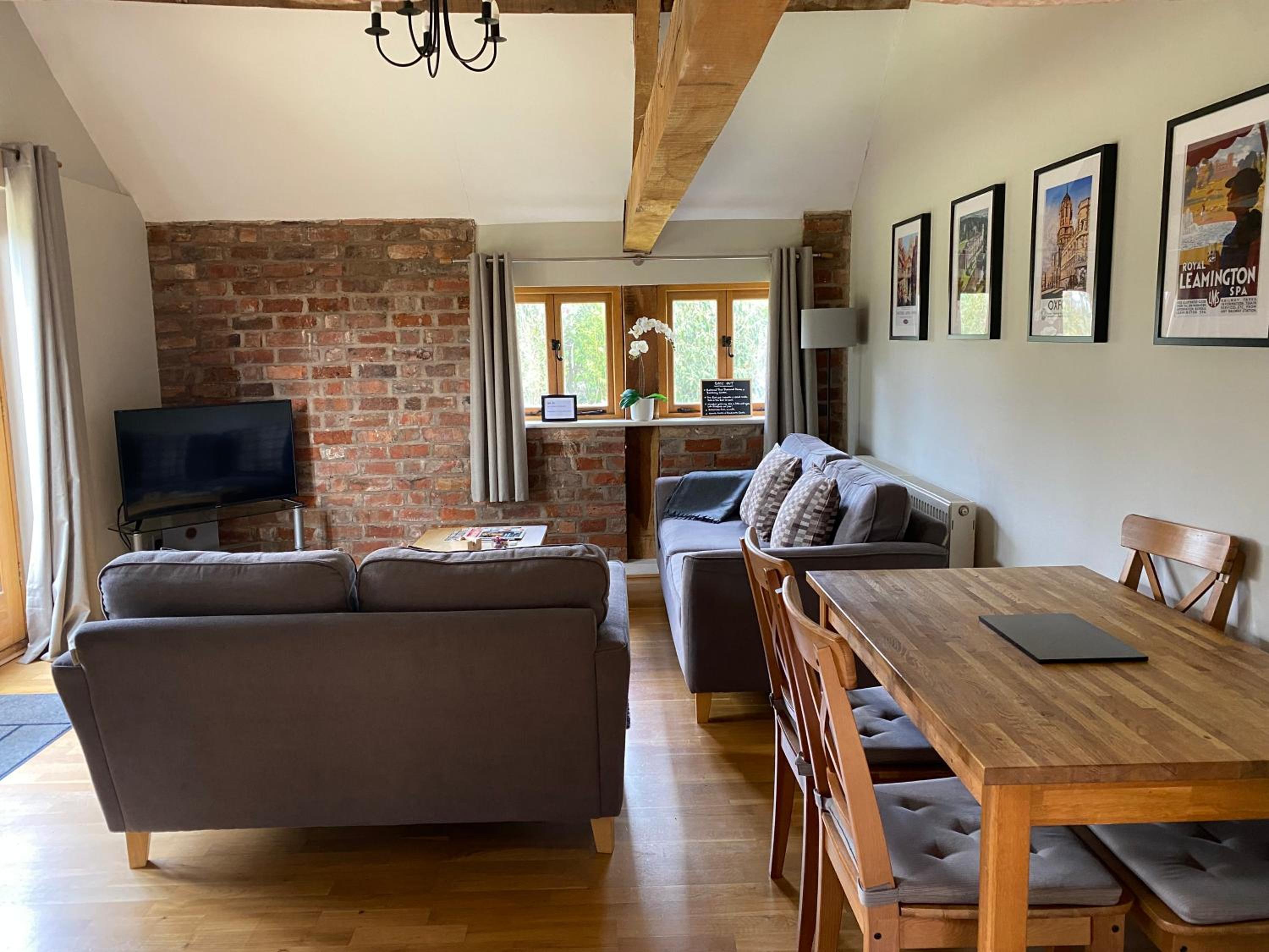 Hidden cottages 2 bed cottage in peaceful surroundings with log burner