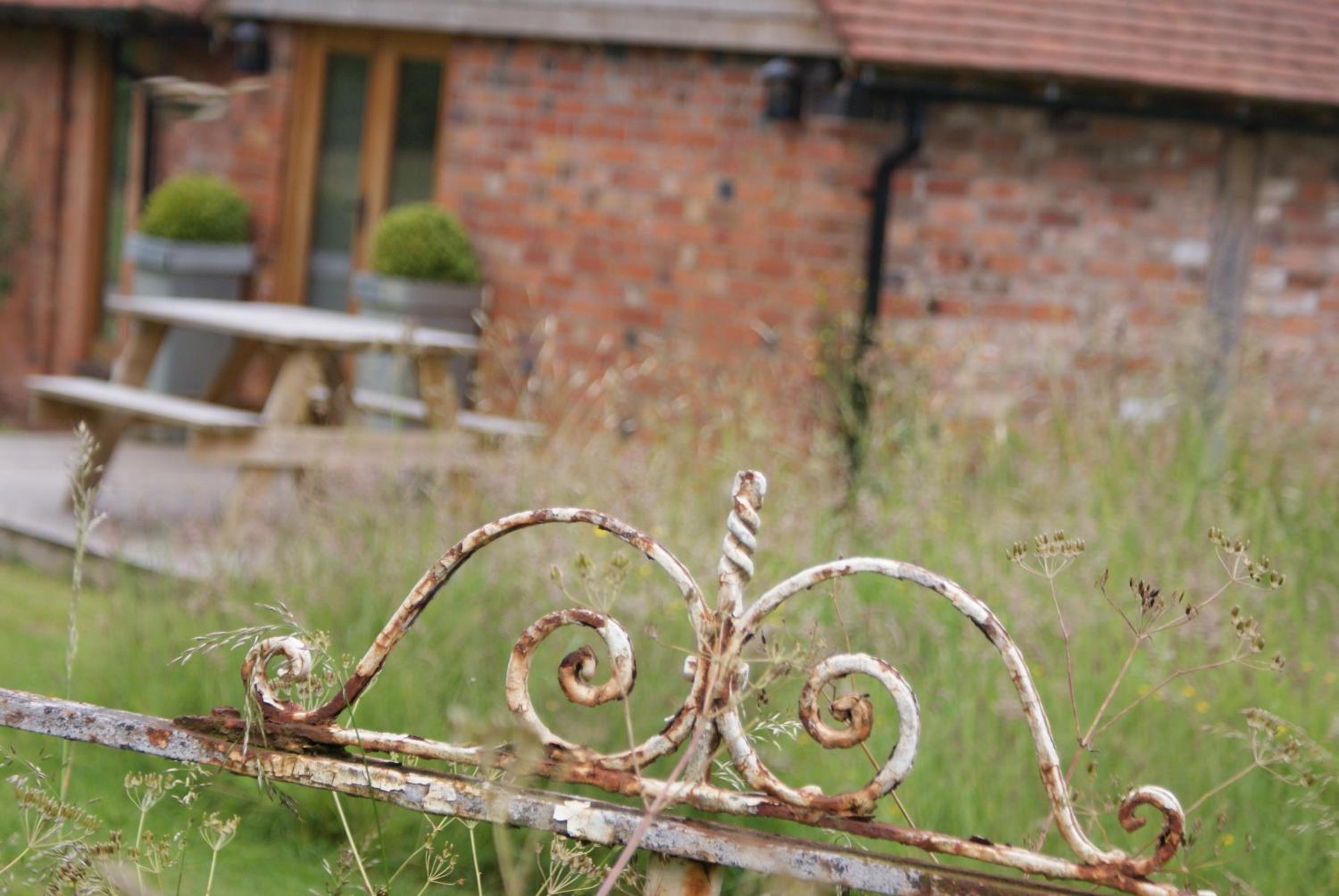 Hidden cottages 2 bed cottage in peaceful surroundings with log burner