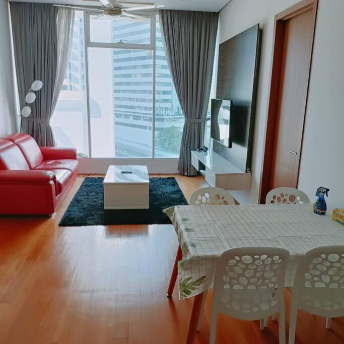 3 Guests,200m to KLCC & Pavilion Mall with Netflix
