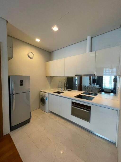 3 Guests,200m to KLCC & Pavilion Mall with Netflix