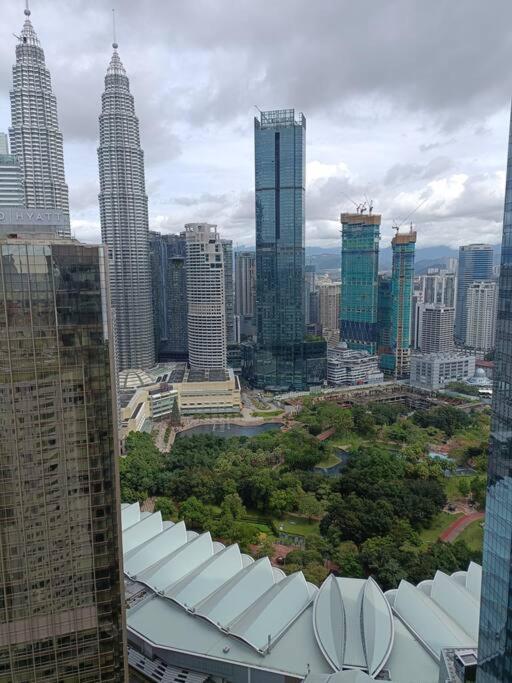 3 Guests,200m to KLCC & Pavilion Mall with Netflix