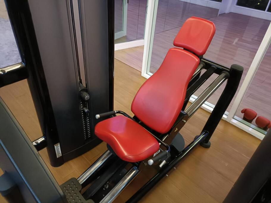 3 Guests,200m to KLCC & Pavilion Mall with Netflix