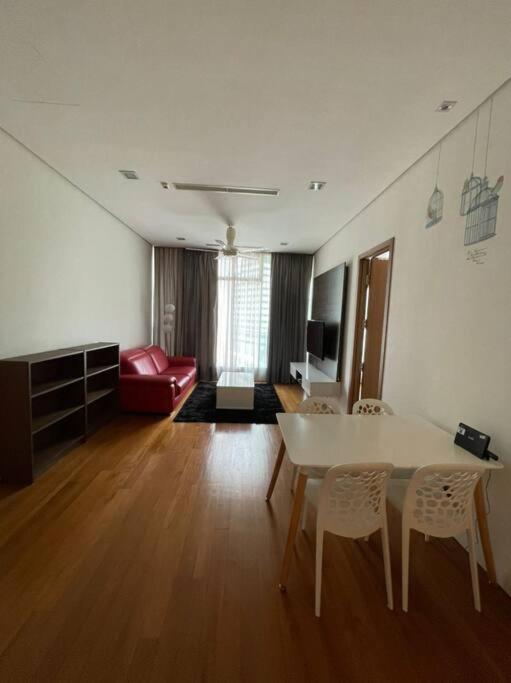 3 Guests,200m to KLCC & Pavilion Mall with Netflix