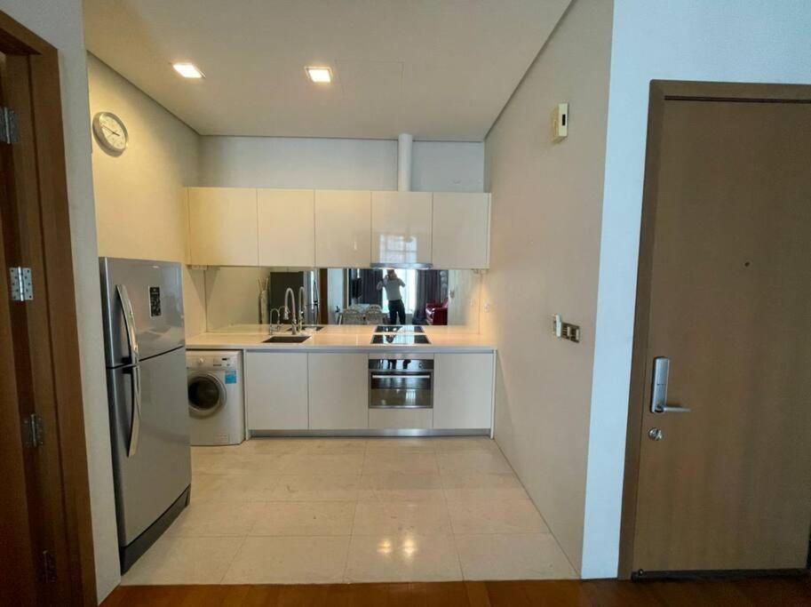 3 Guests,200m to KLCC & Pavilion Mall with Netflix