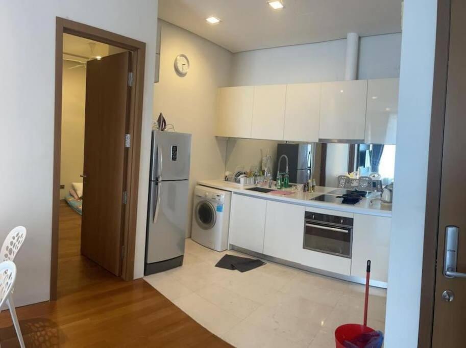 3 Guests,200m to KLCC & Pavilion Mall with Netflix