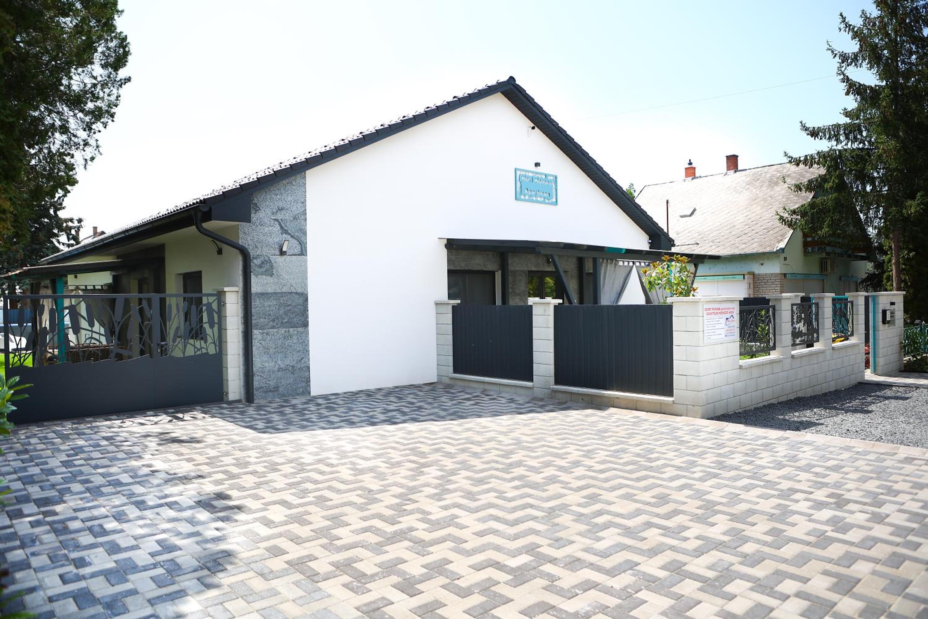 Hotel Hori Homes Apartman - Image 1