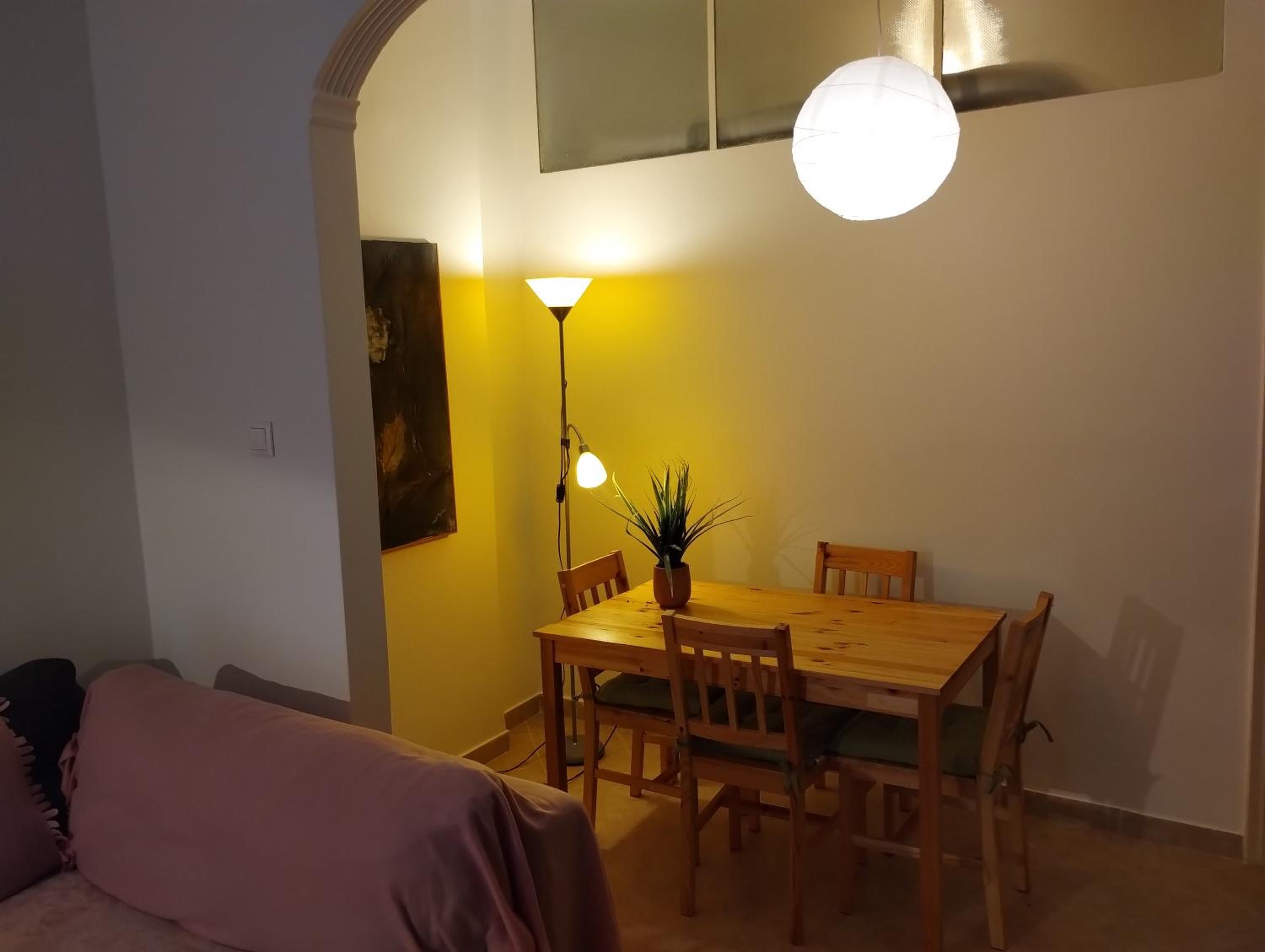 Vasia's cosy apartment in Athens, 
