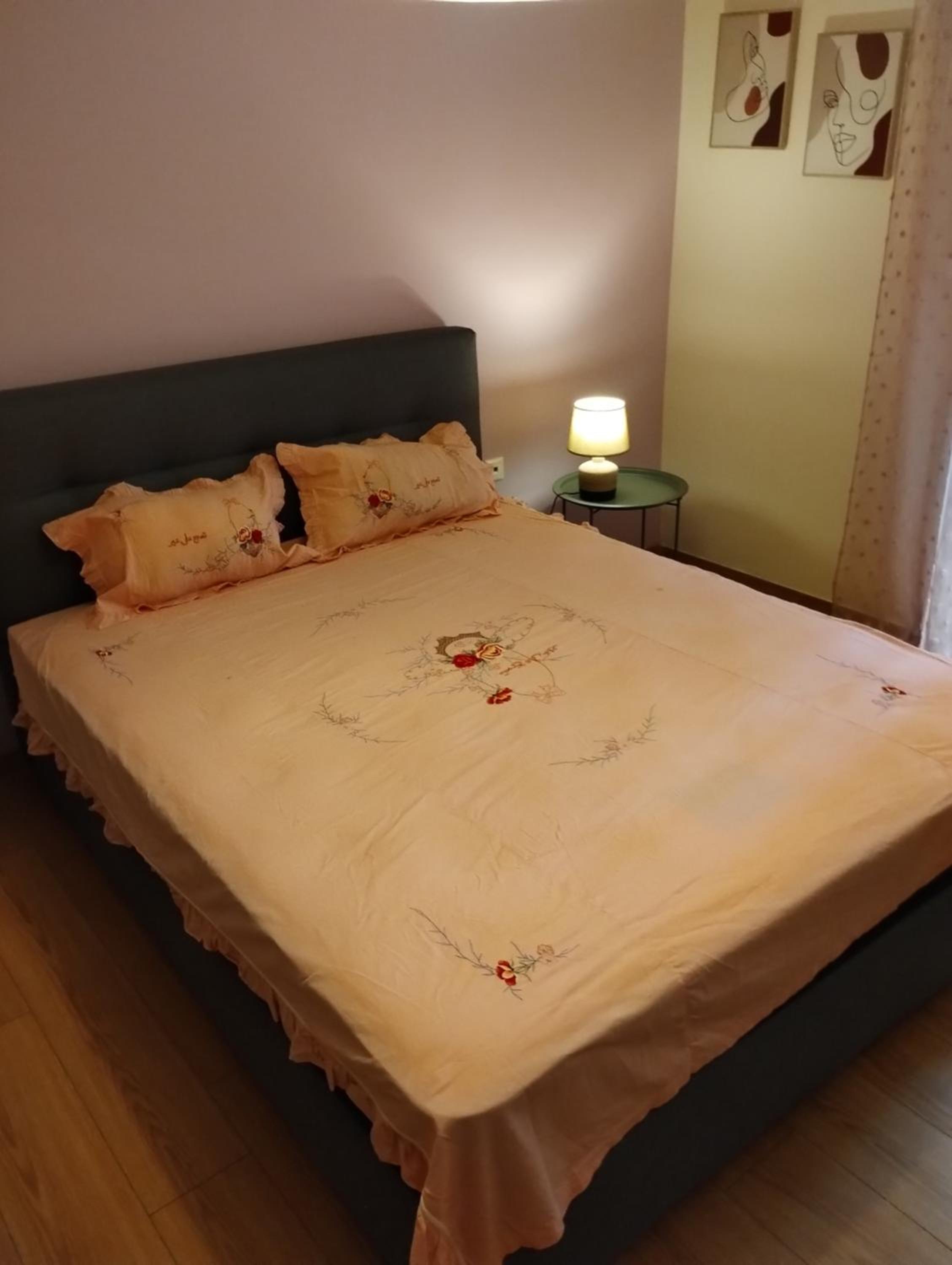 Vasia's cosy apartment in Athens, 