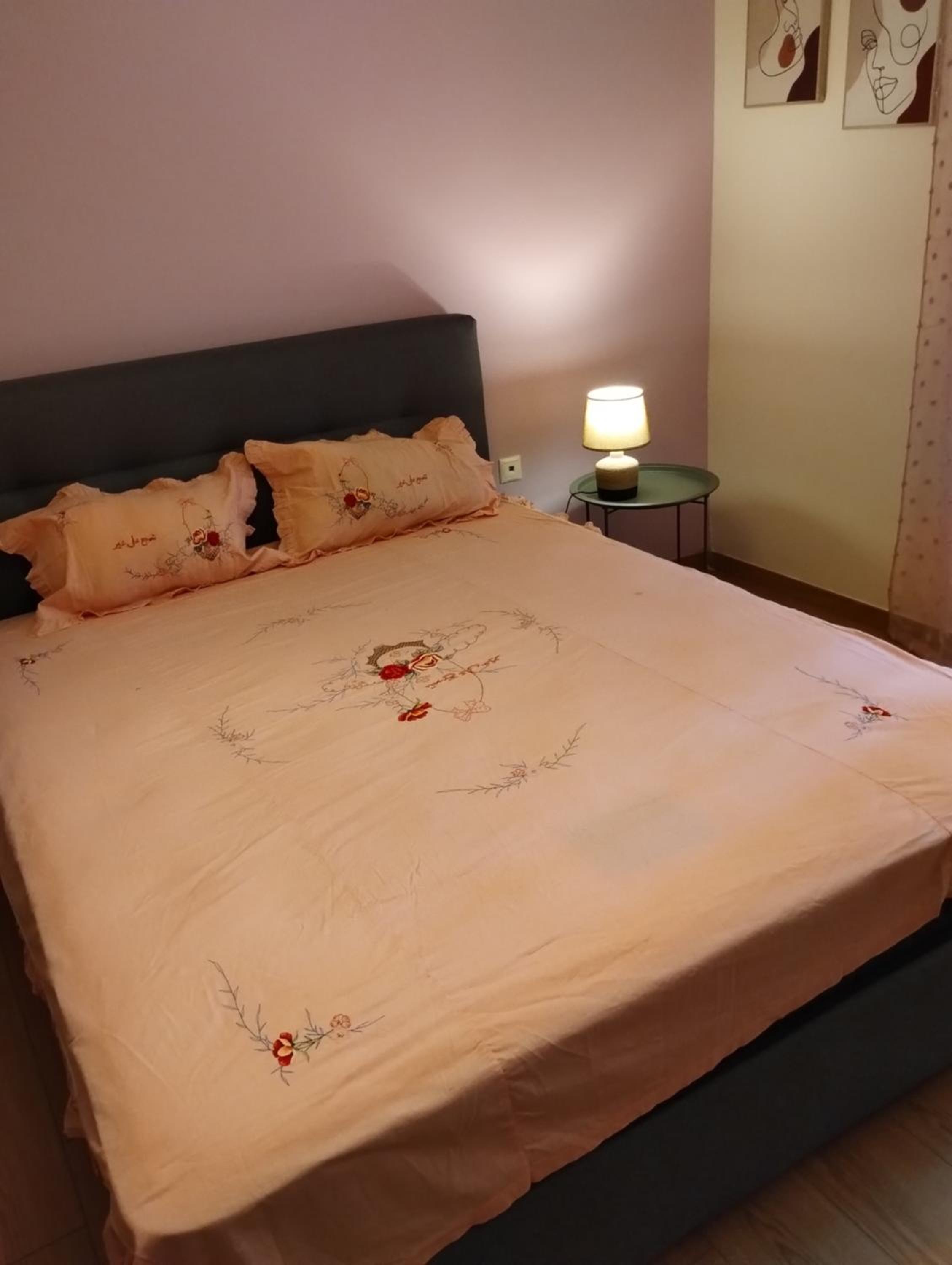 Vasia's cosy apartment in Athens, 