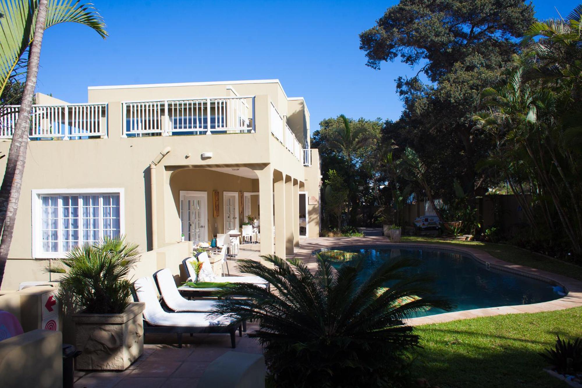 Caza Beach Guesthouse