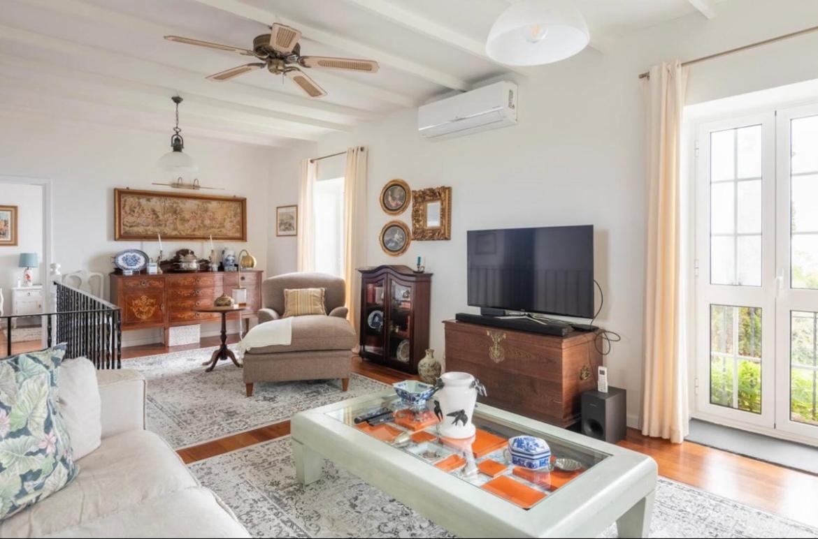 Quinta Belmonte with Private Heated Pool in Funchal view 3