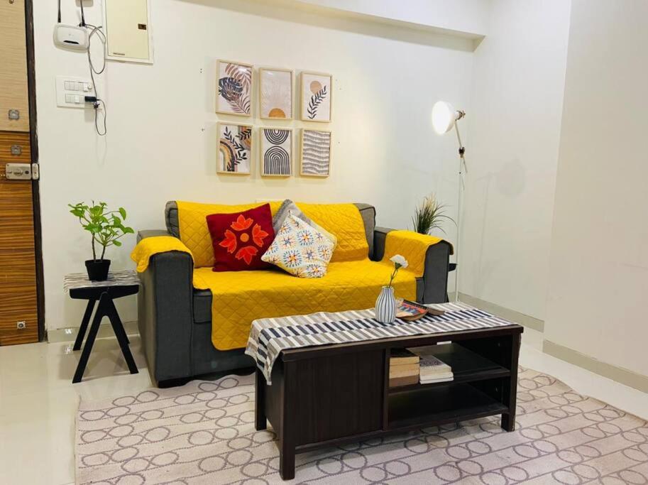 Marina 203, NL Road, Bandra West by Connekt Homes photo 4