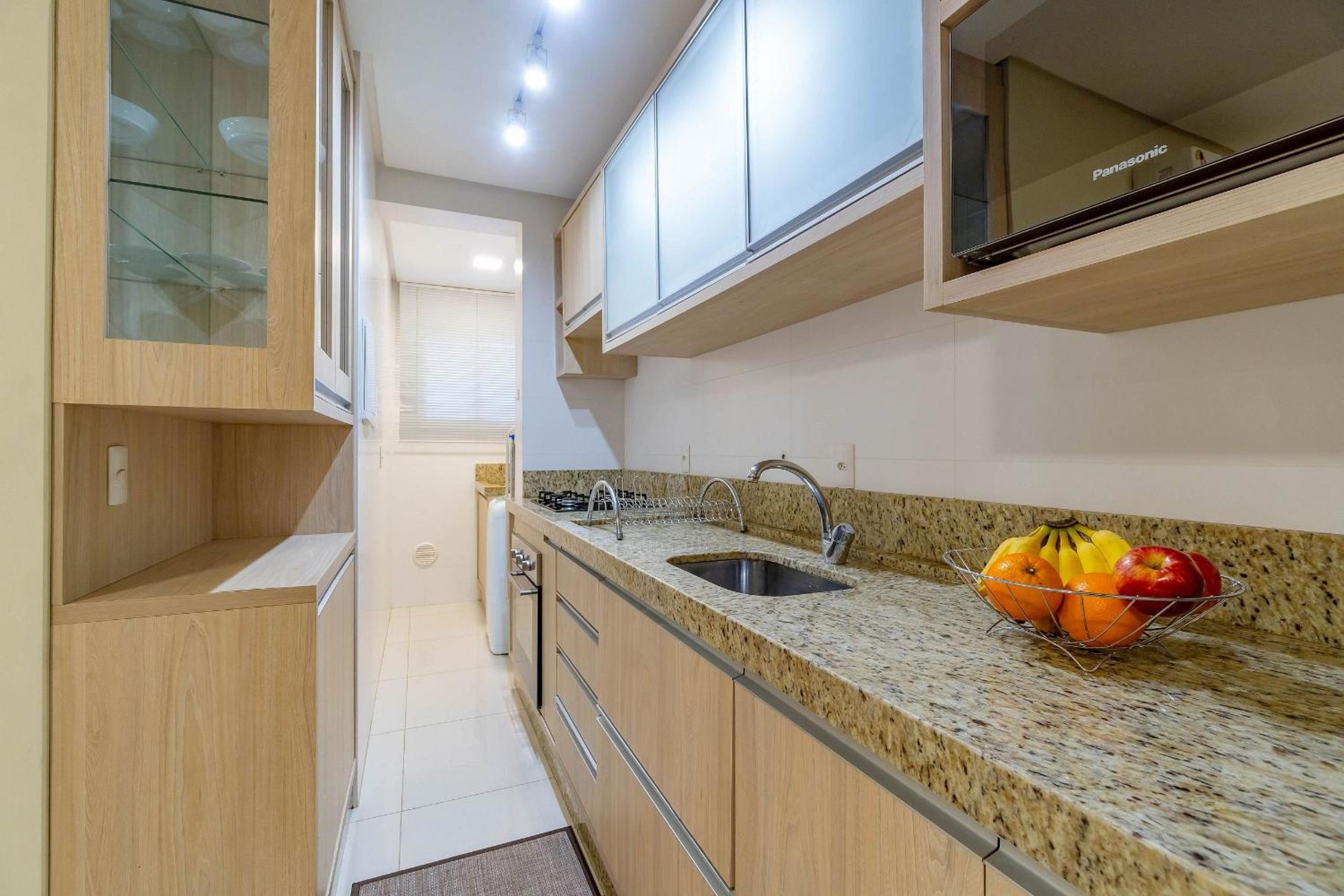 Localização Central - Apartamento a 200m da Praia