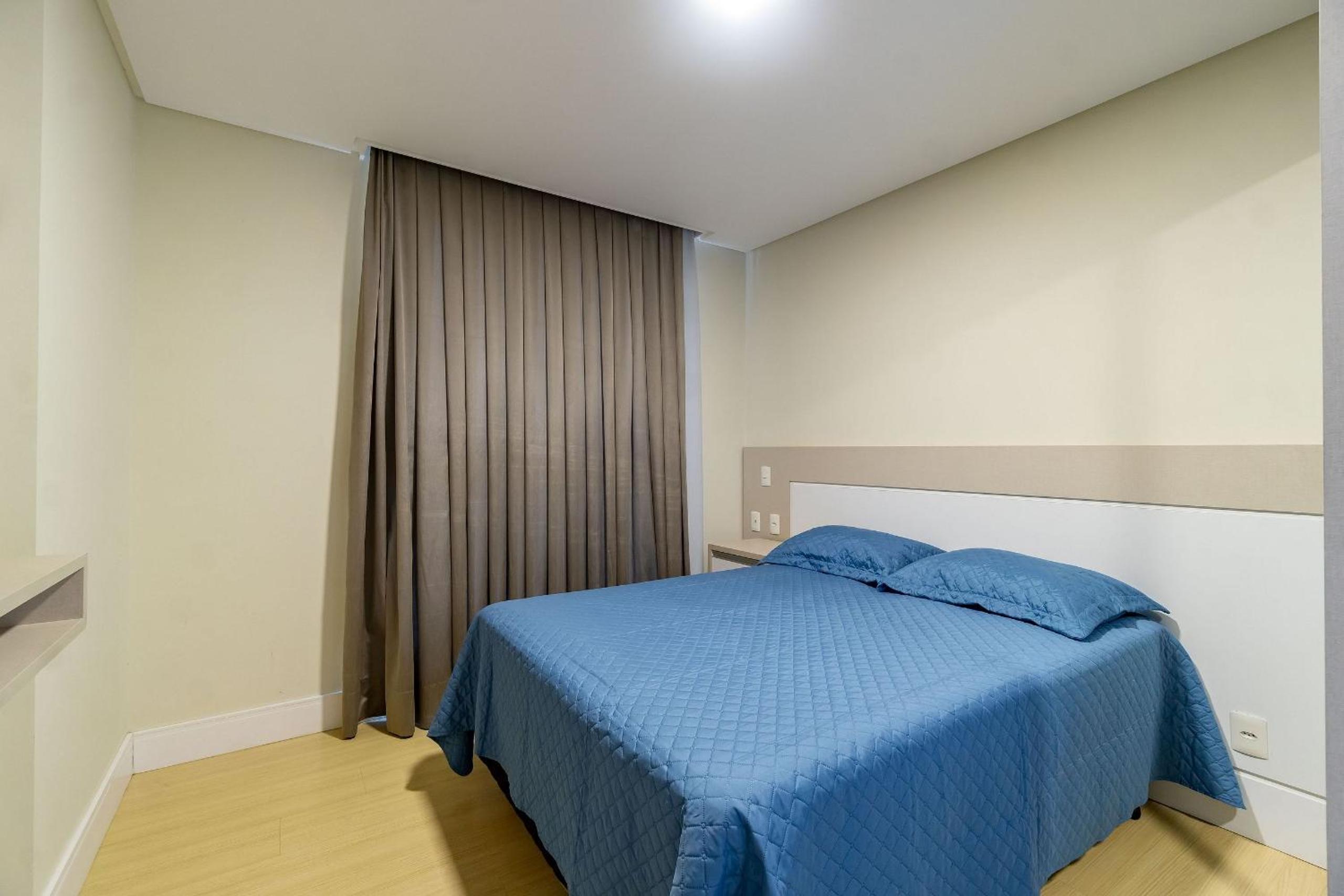Localização Central - Apartamento a 200m da Praia