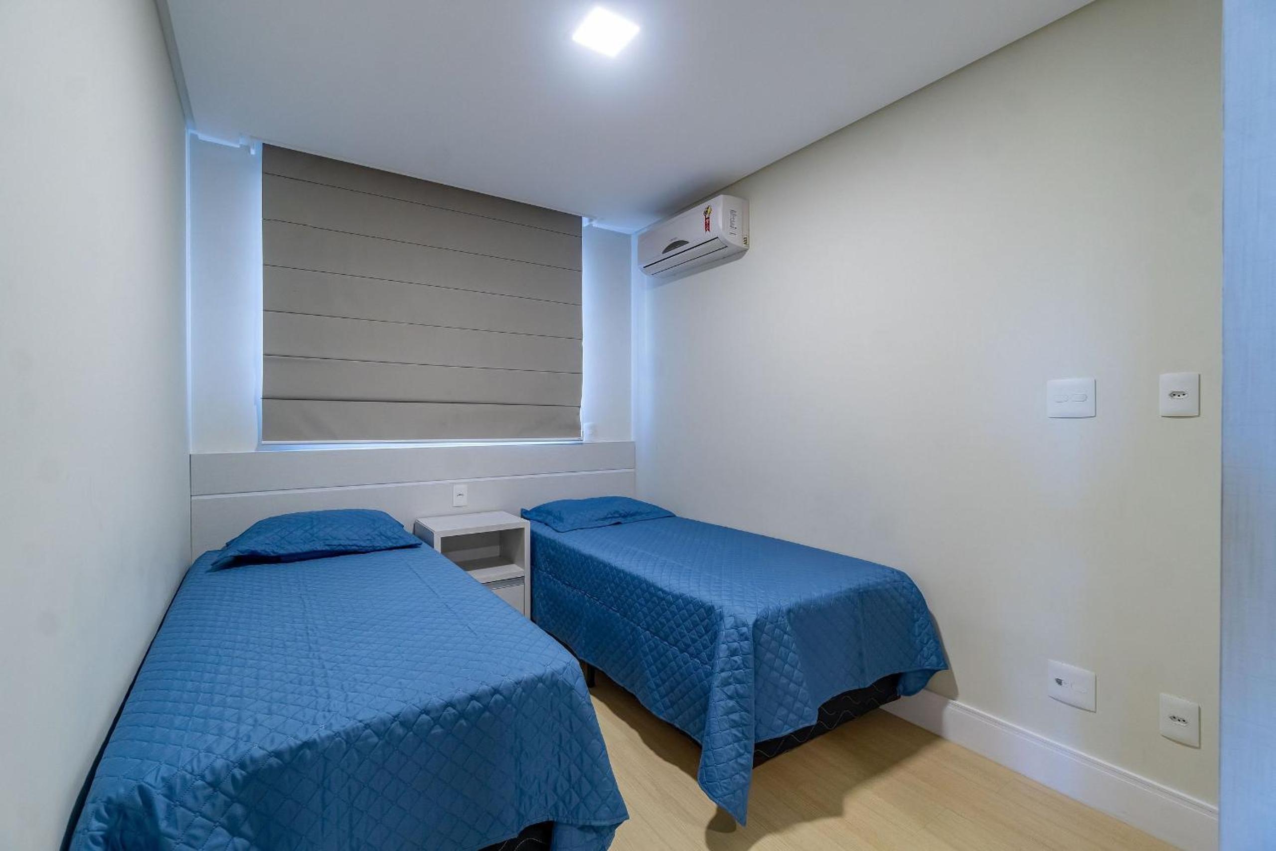 Localização Central - Apartamento a 200m da Praia