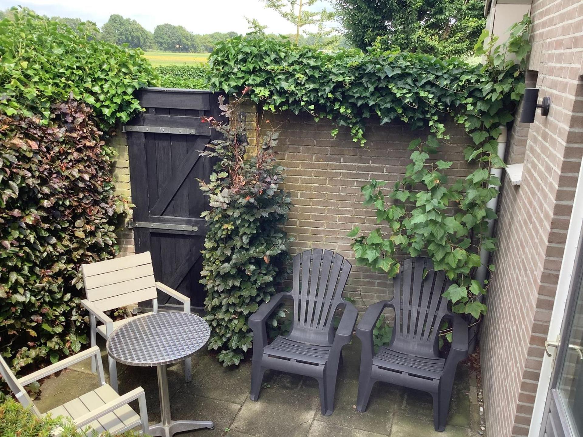 Photo 16