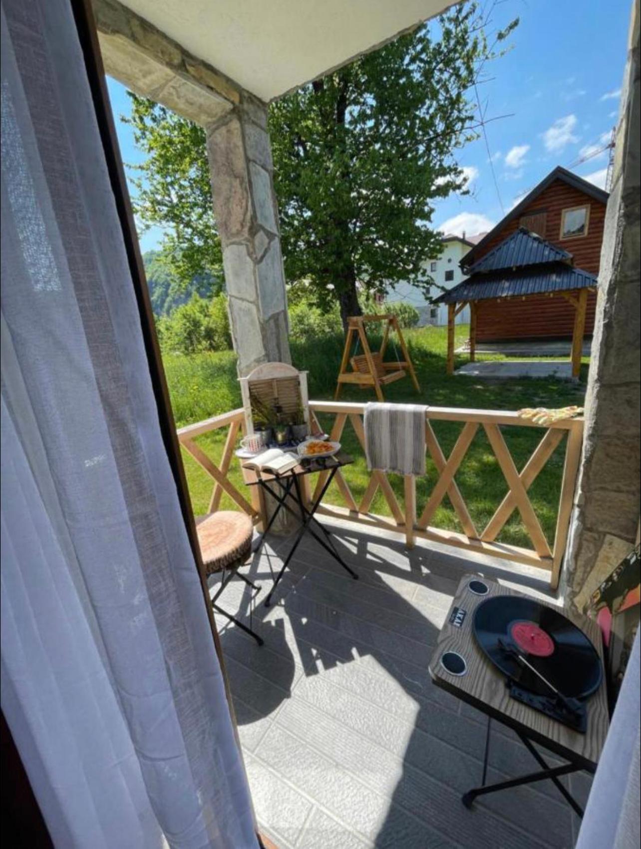 Chalet Montenegrina with jacuzzi