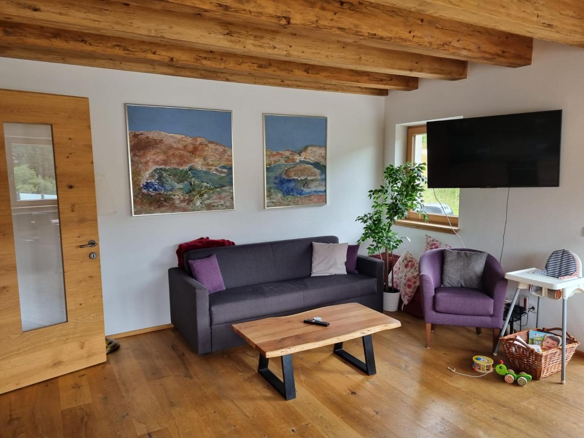 Schickster Mountain Lodge