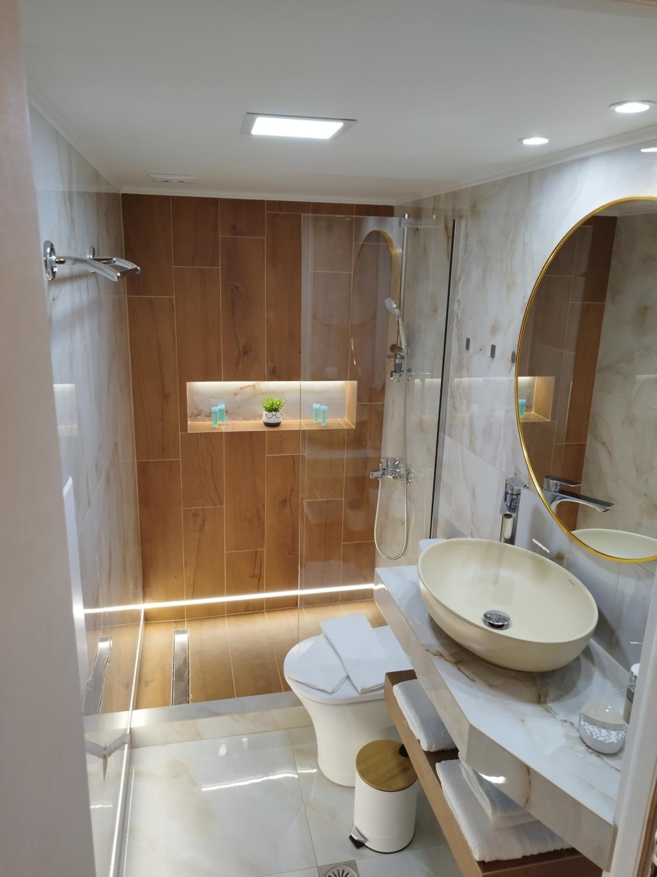 AEGEAN SUITES