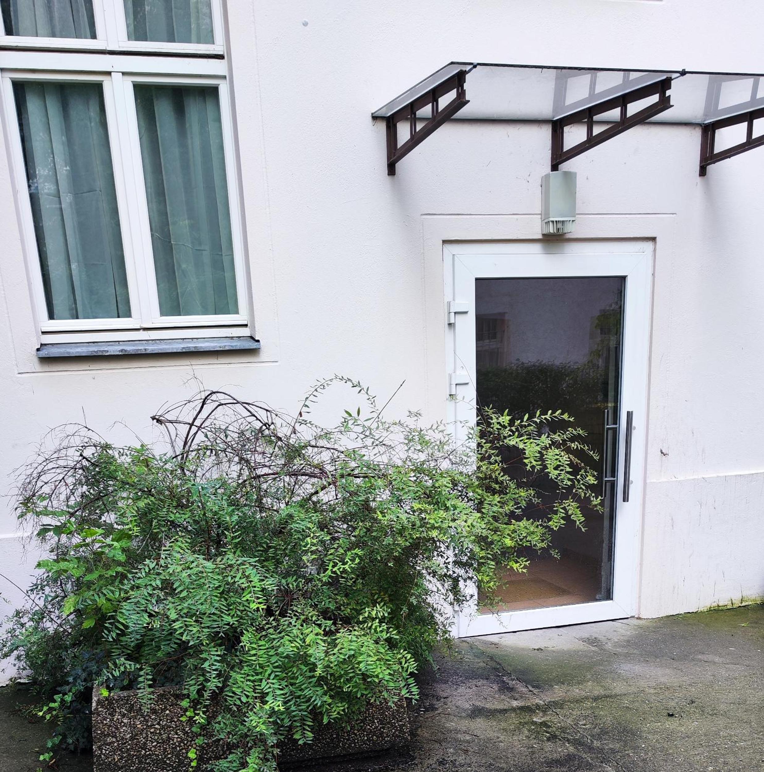 One Way Apartment
