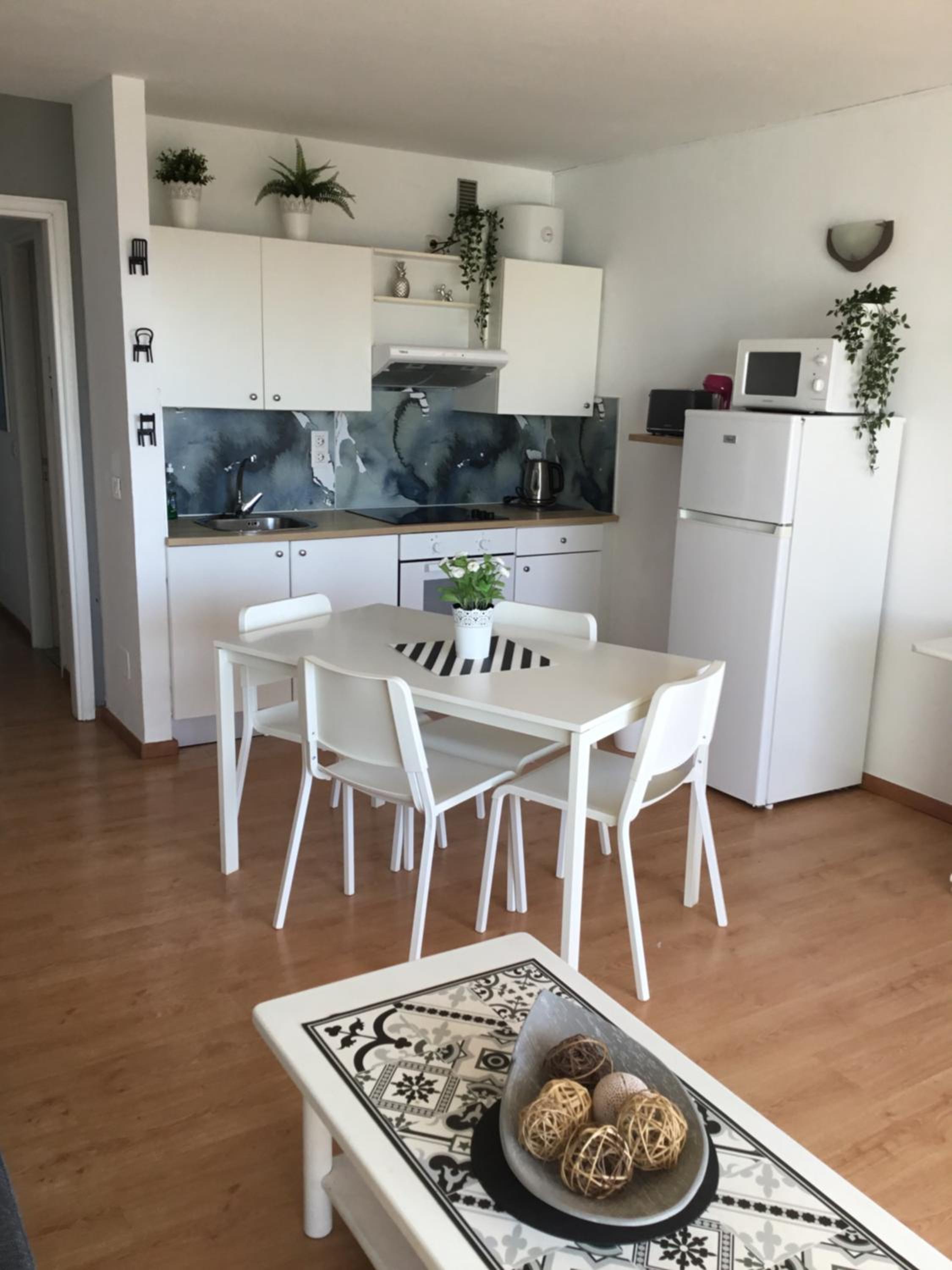 Appart Cosy vue piscine, wifi, à 500 m plage view 4