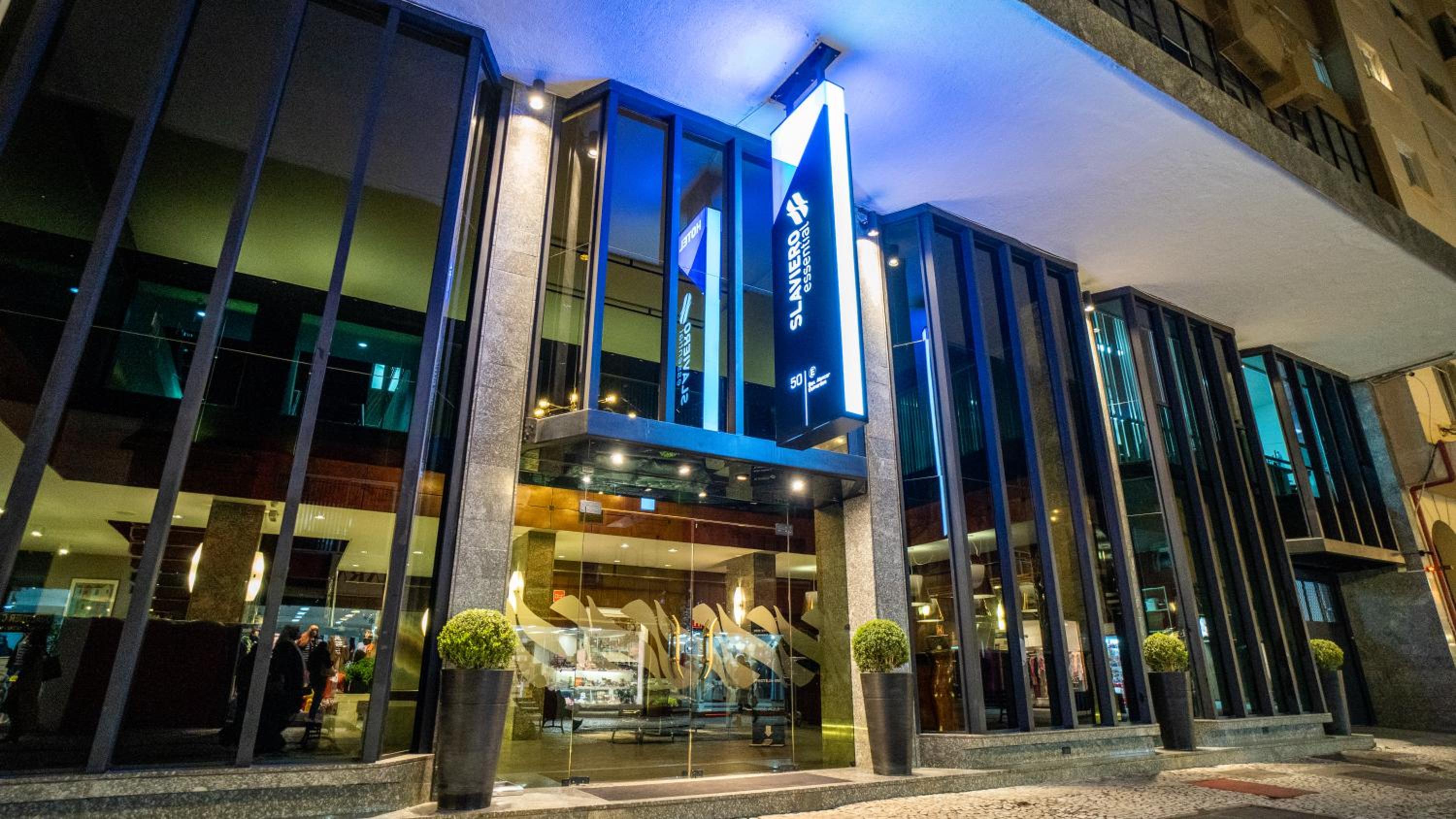 Hotel Slaviero Curitiba Centro - Image 1