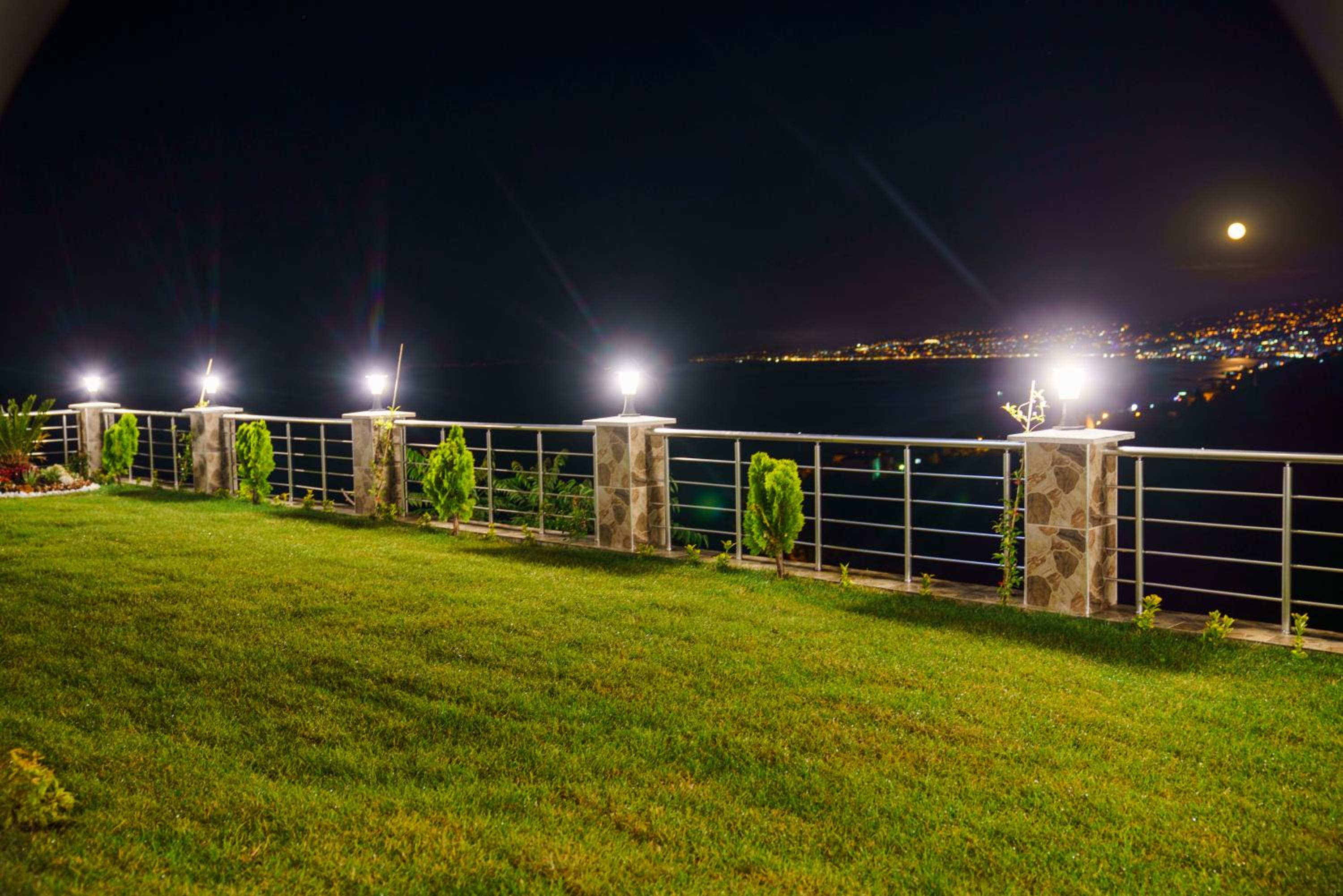 Manzarasıyla Büyüleyen Lüx villa
