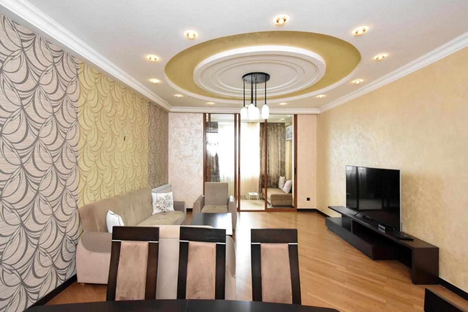 Aram street, 2 bedrooms, Euro renovated Grande apartment DI720