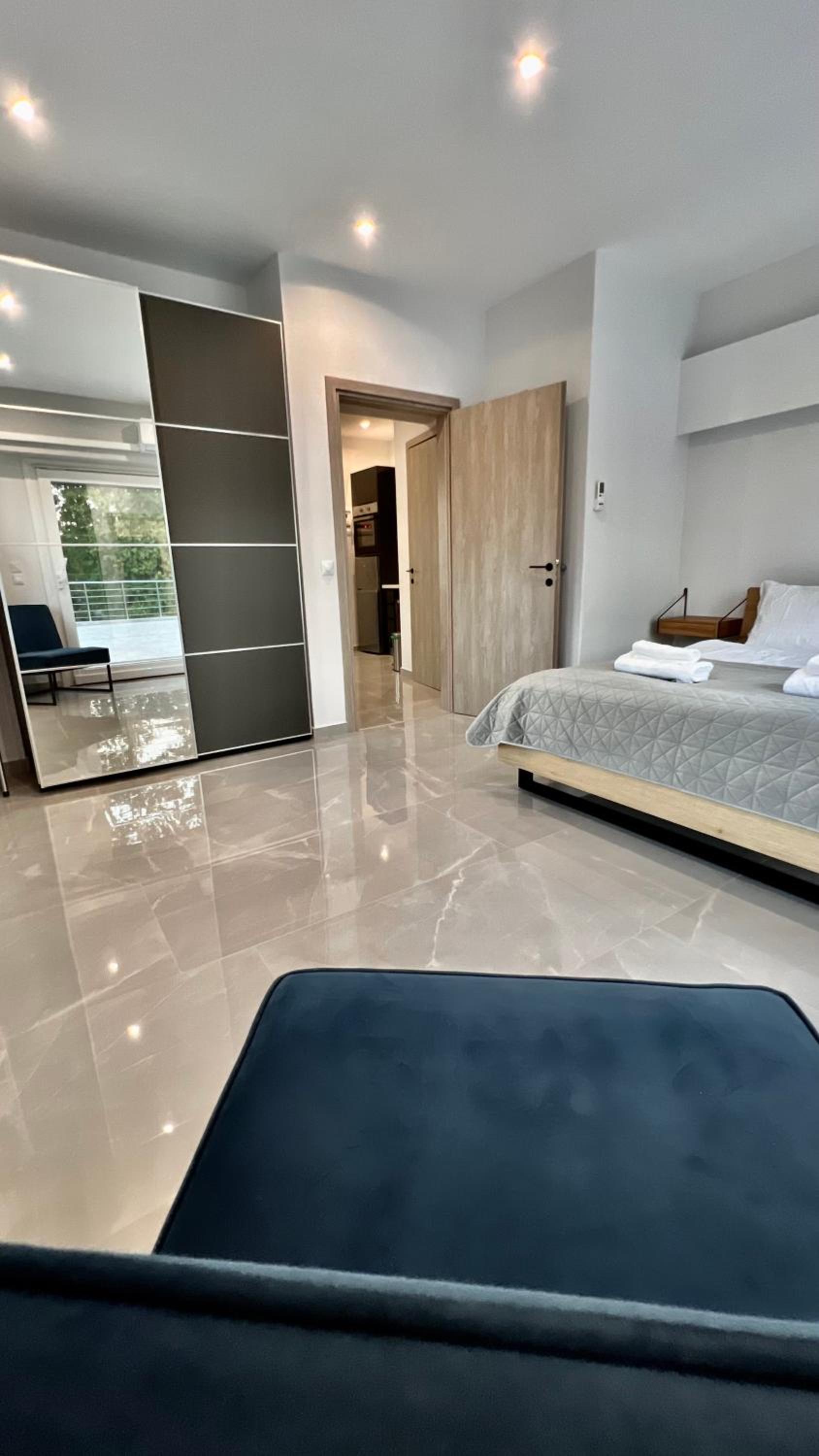 Anesi Suites & Rooms view 5