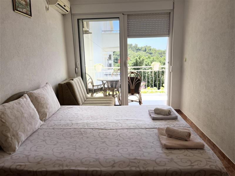 Apartmani Neda Bane view 5