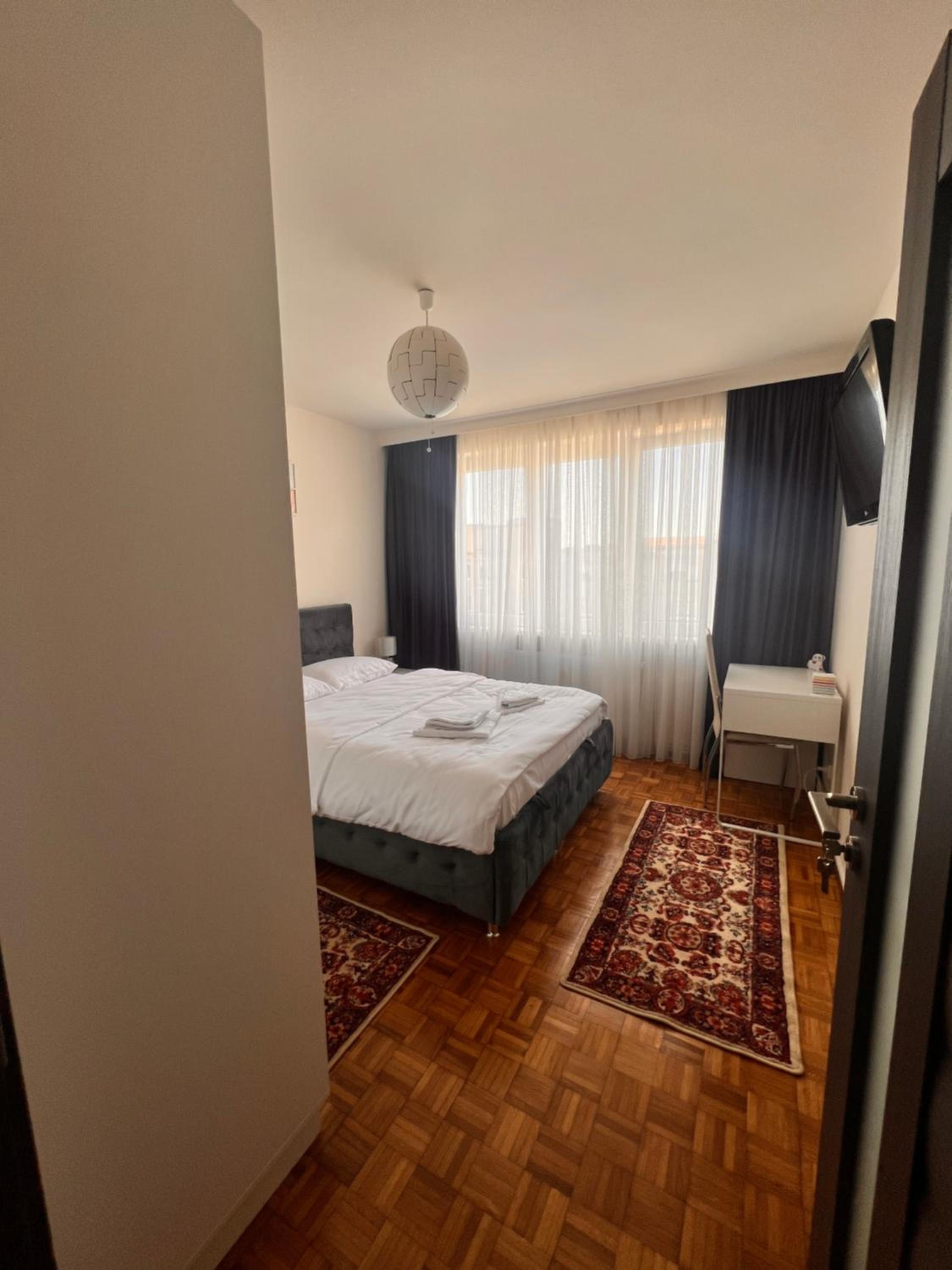Apartament central Milea view 3