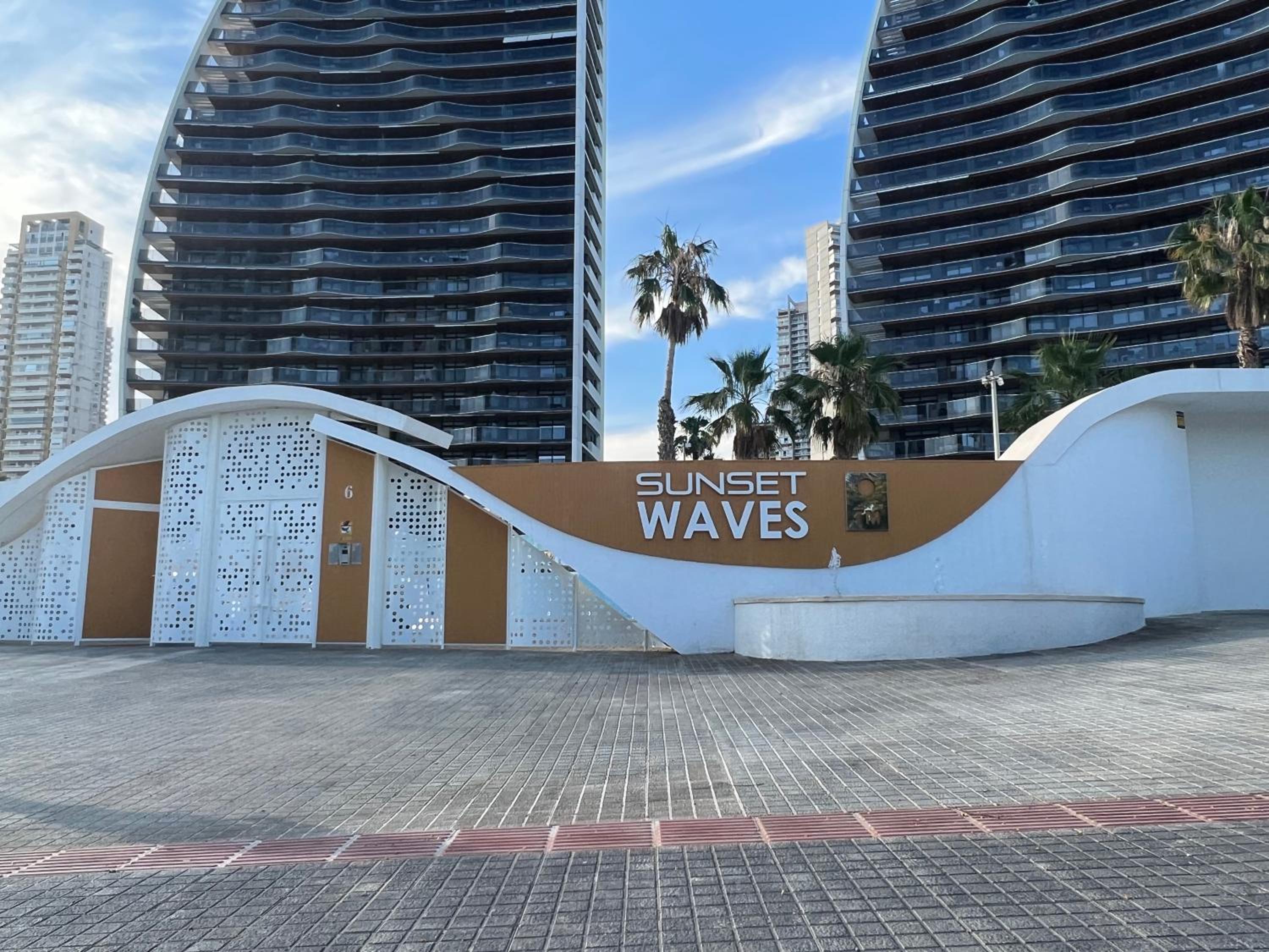 Apartment Sunset Waves Poniente