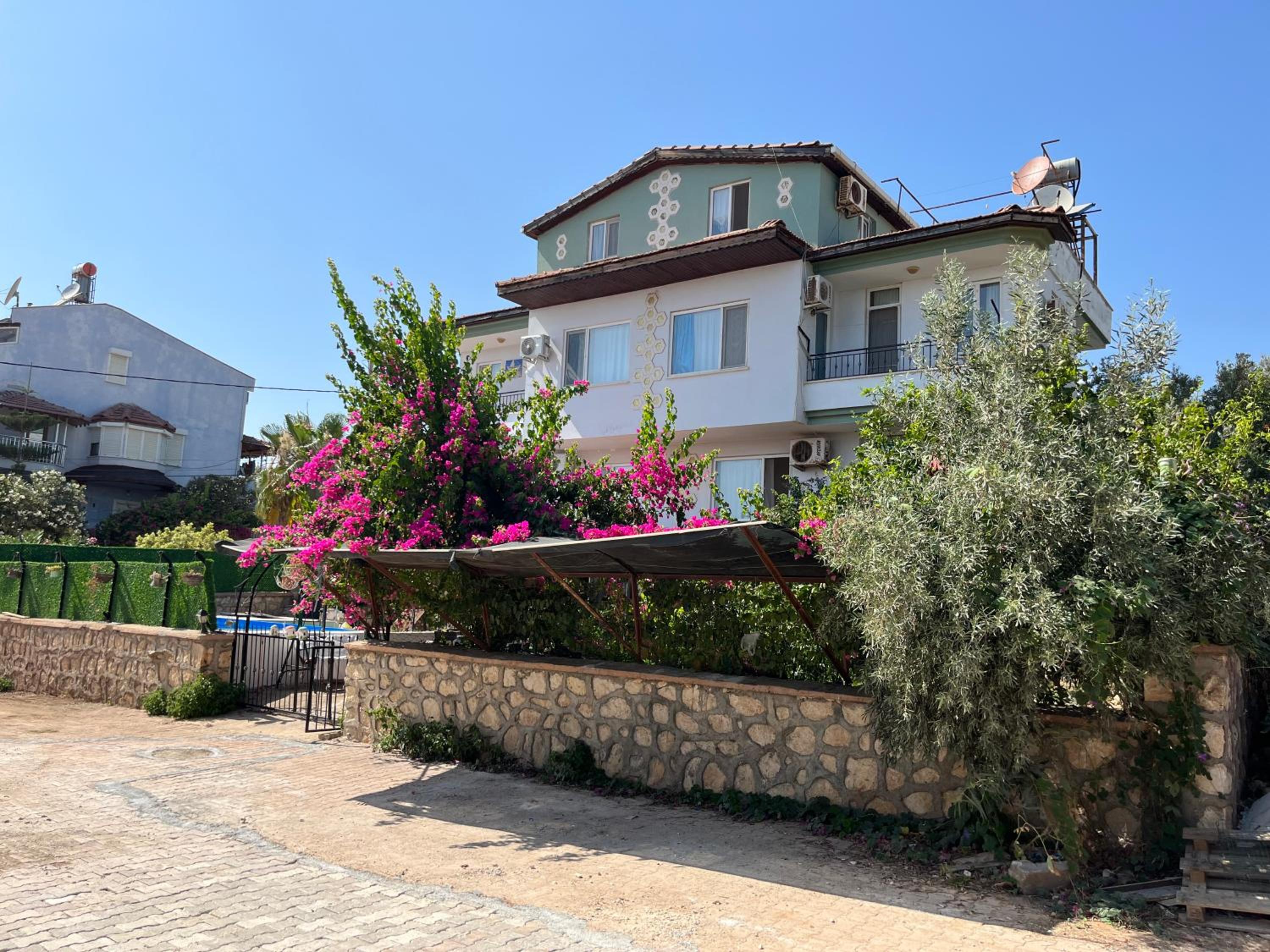 Hotel Villa Metehan - Image 1