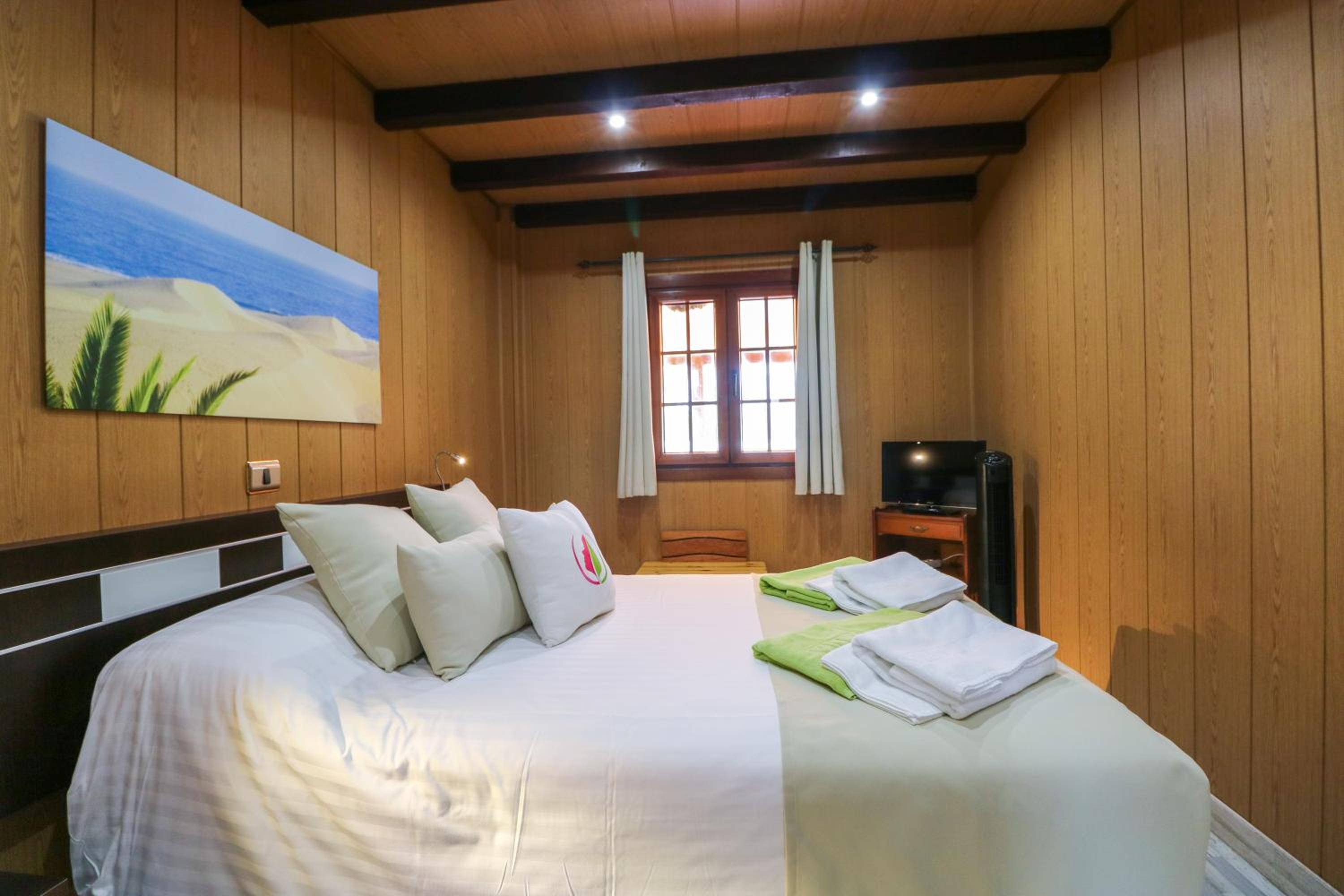 Majestic Mountain Villa with heated pool