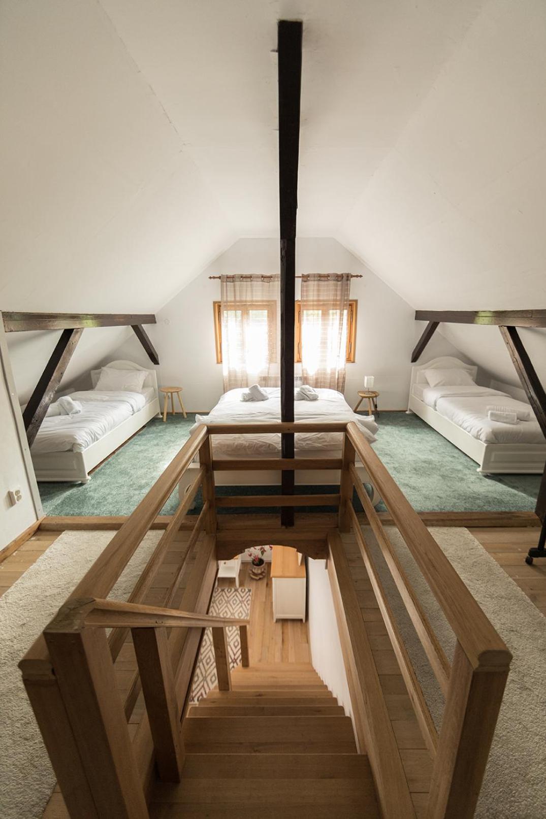 Photo 56