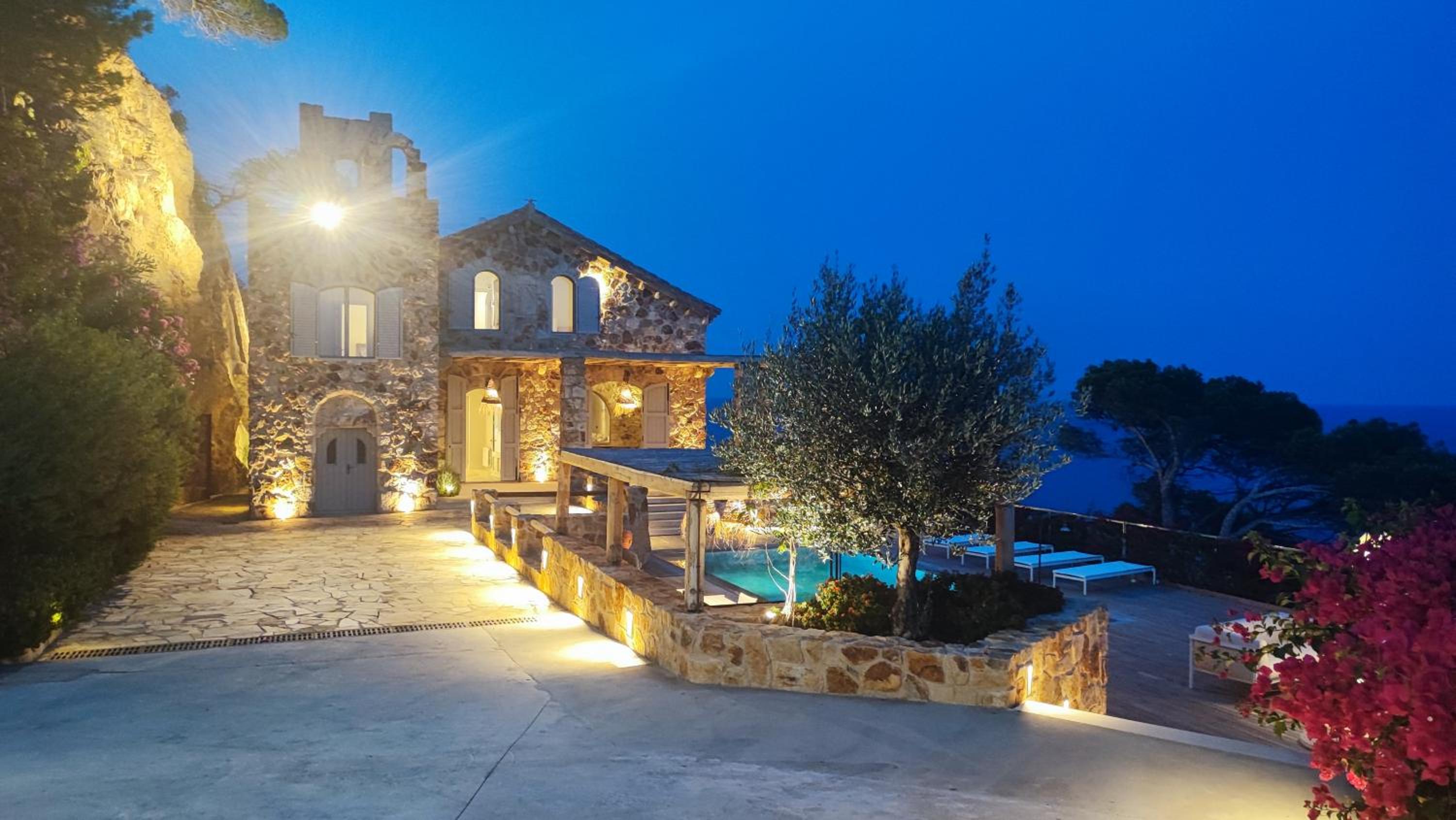 Luxury Villa Tossa de Mar – Frente al Mar