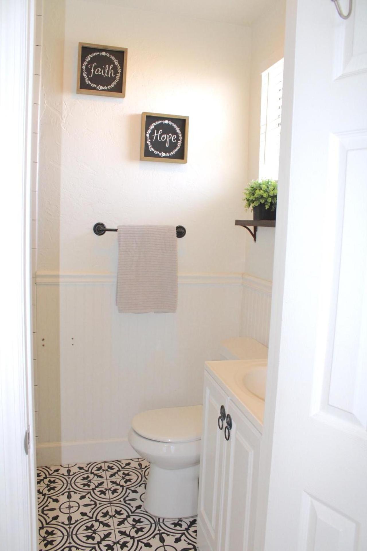 Cozy Beachside Cottage Studio