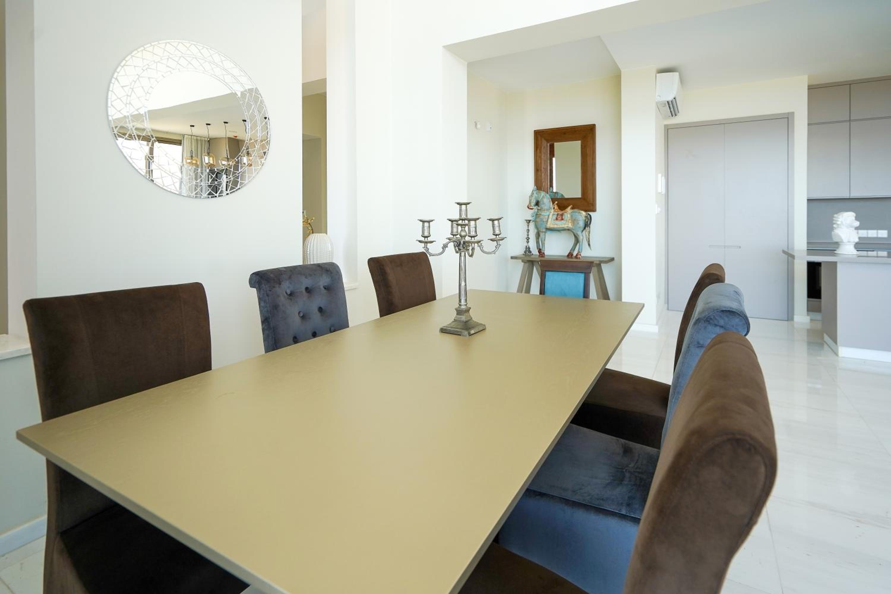 Resitour - Karina Heights Villas