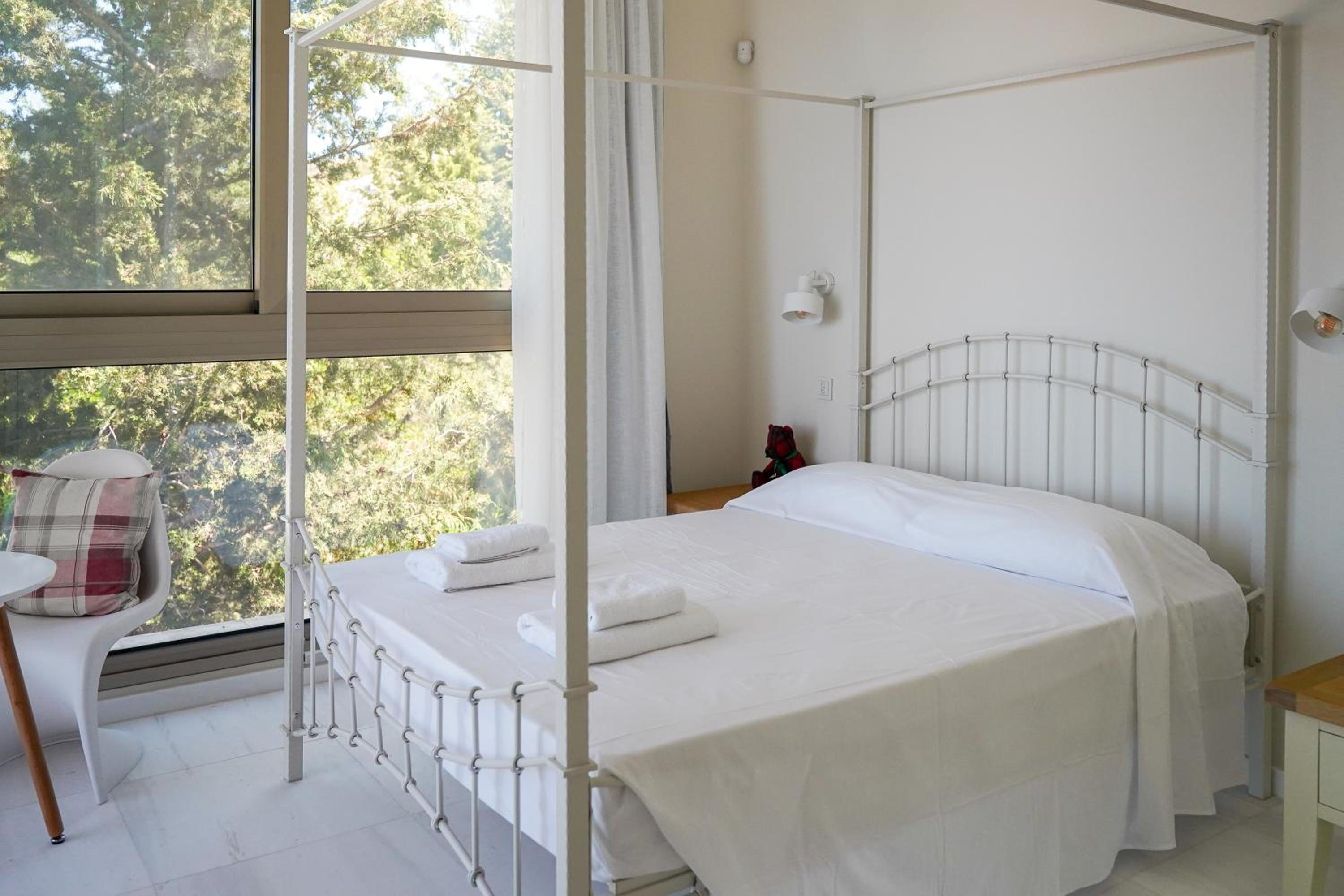 Resitour - Karina Heights Villas