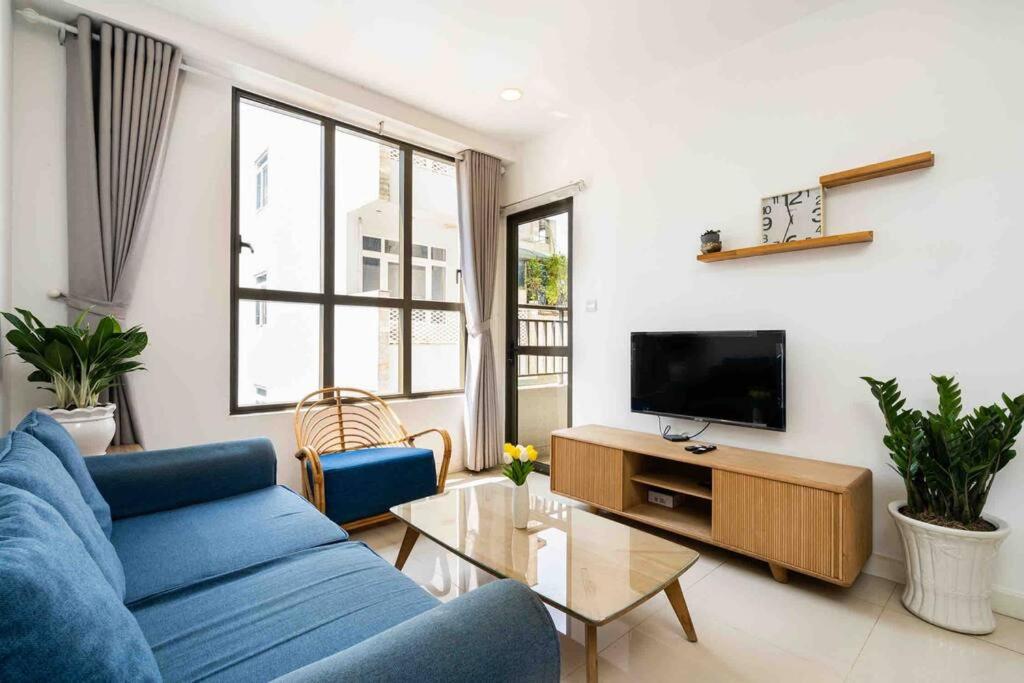 Best price one br apartment/Ben Van Don