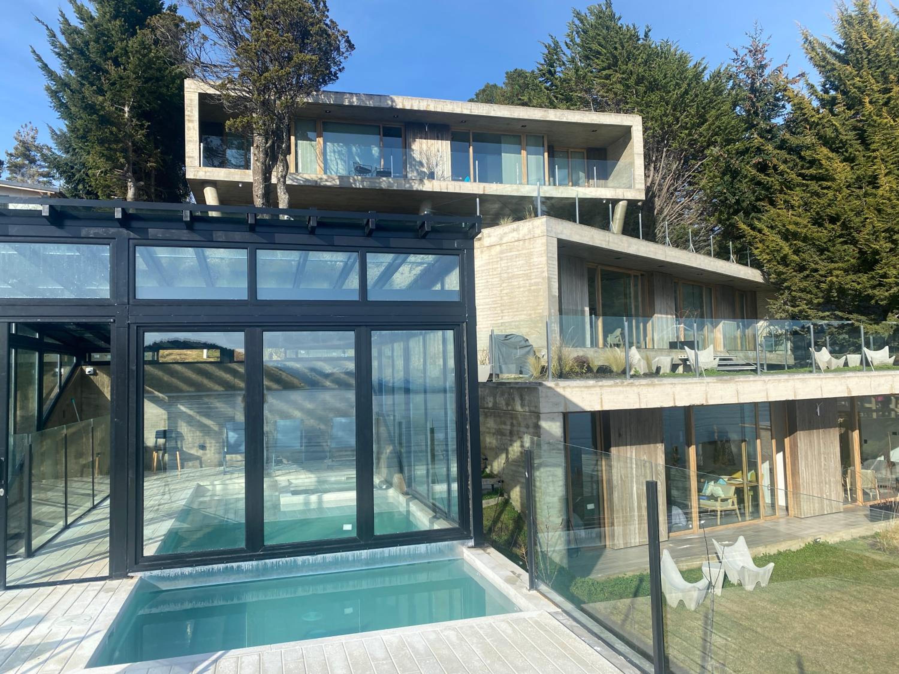 Wa One Lake Homes