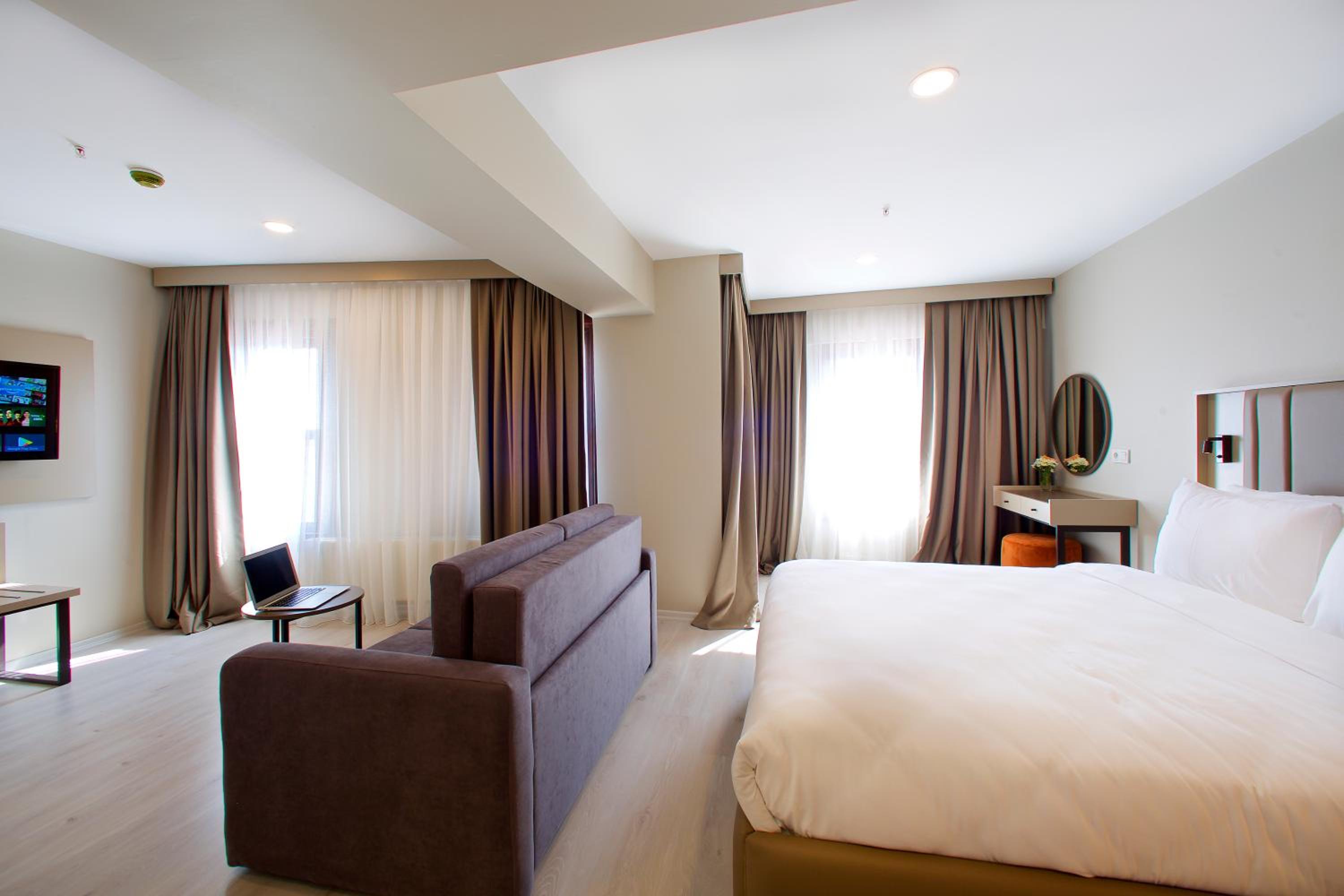 Joy Taksim - Image 63