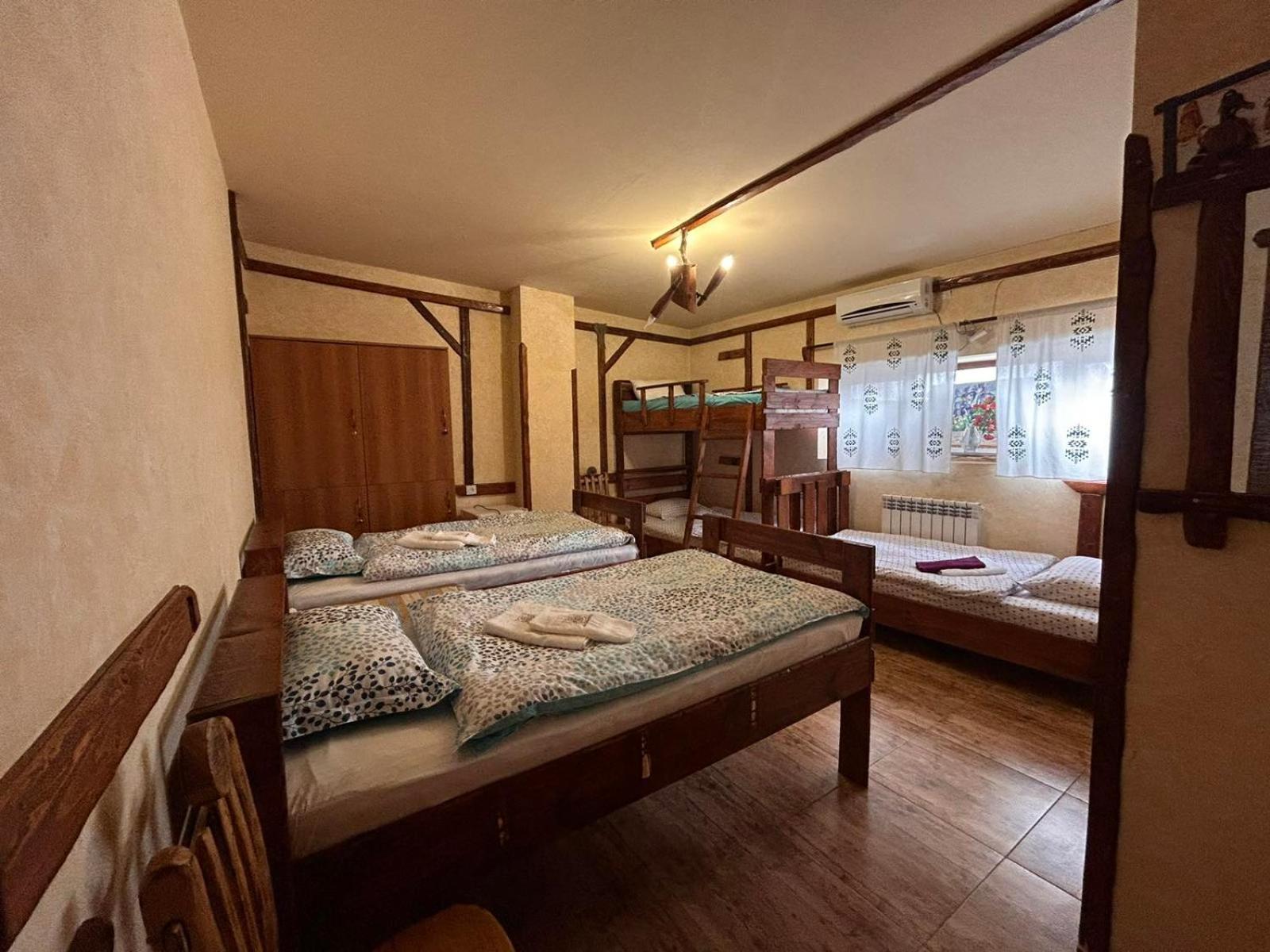 Machanents Guest House