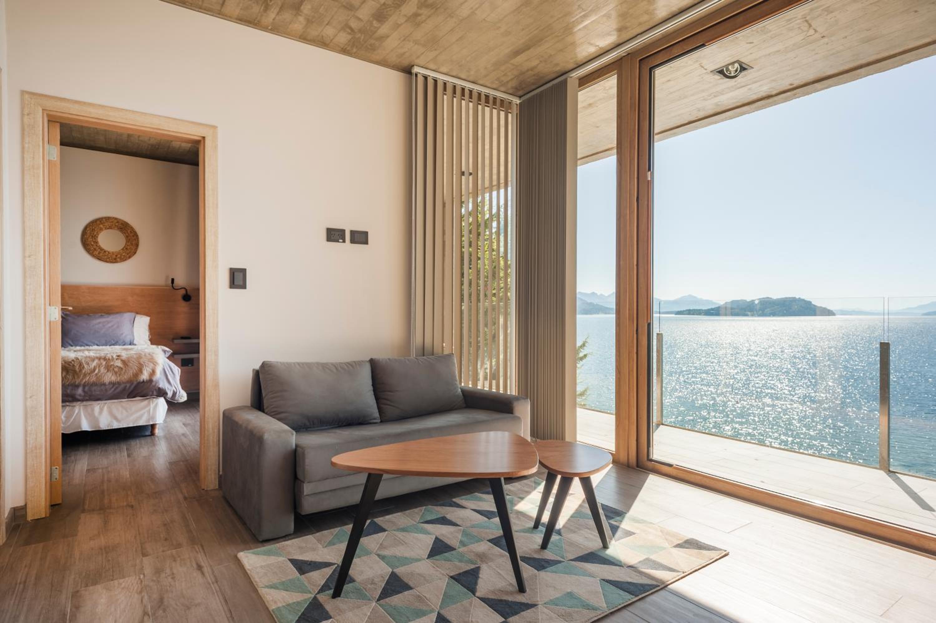 Wa One Lake Homes