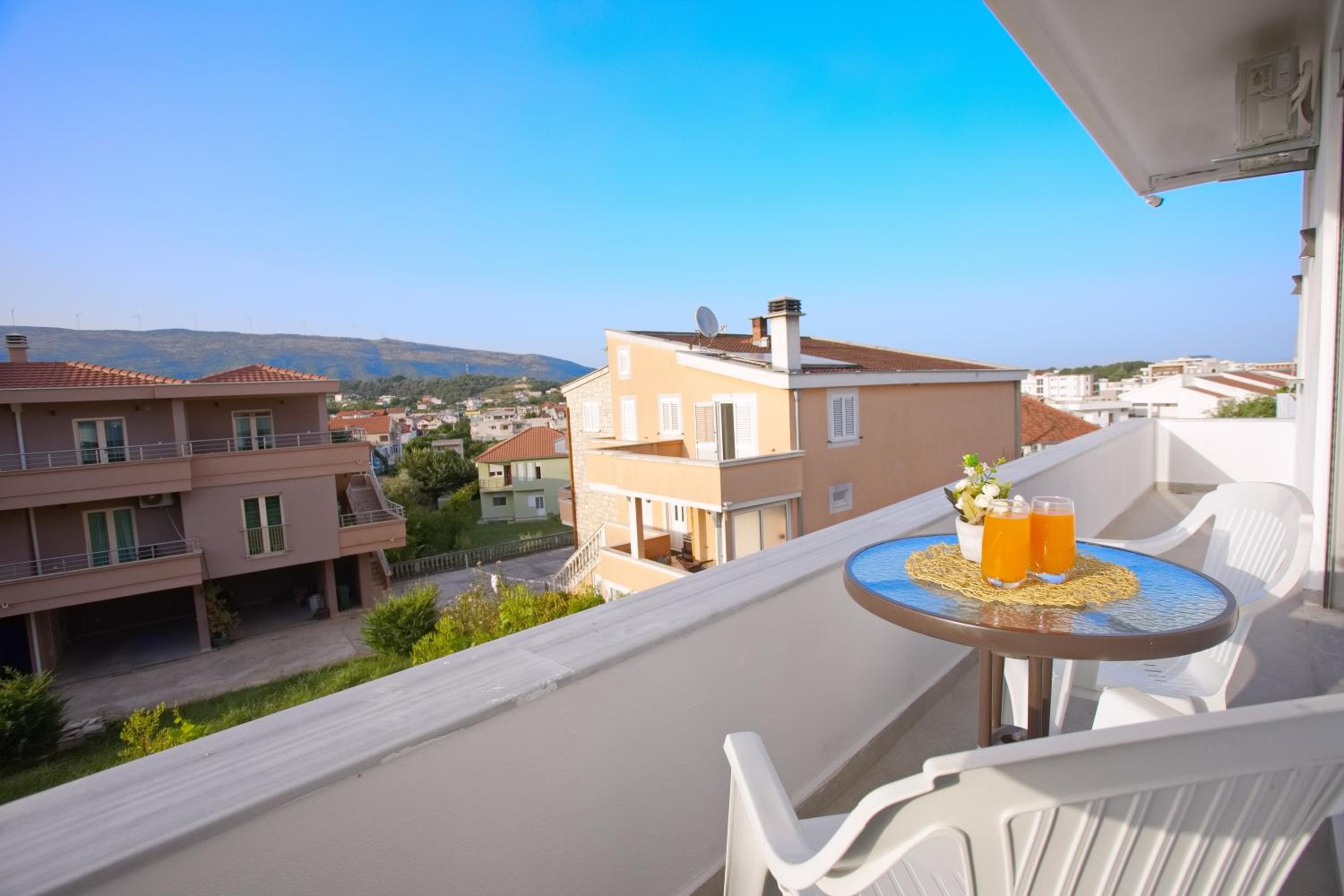 NESI Apartments