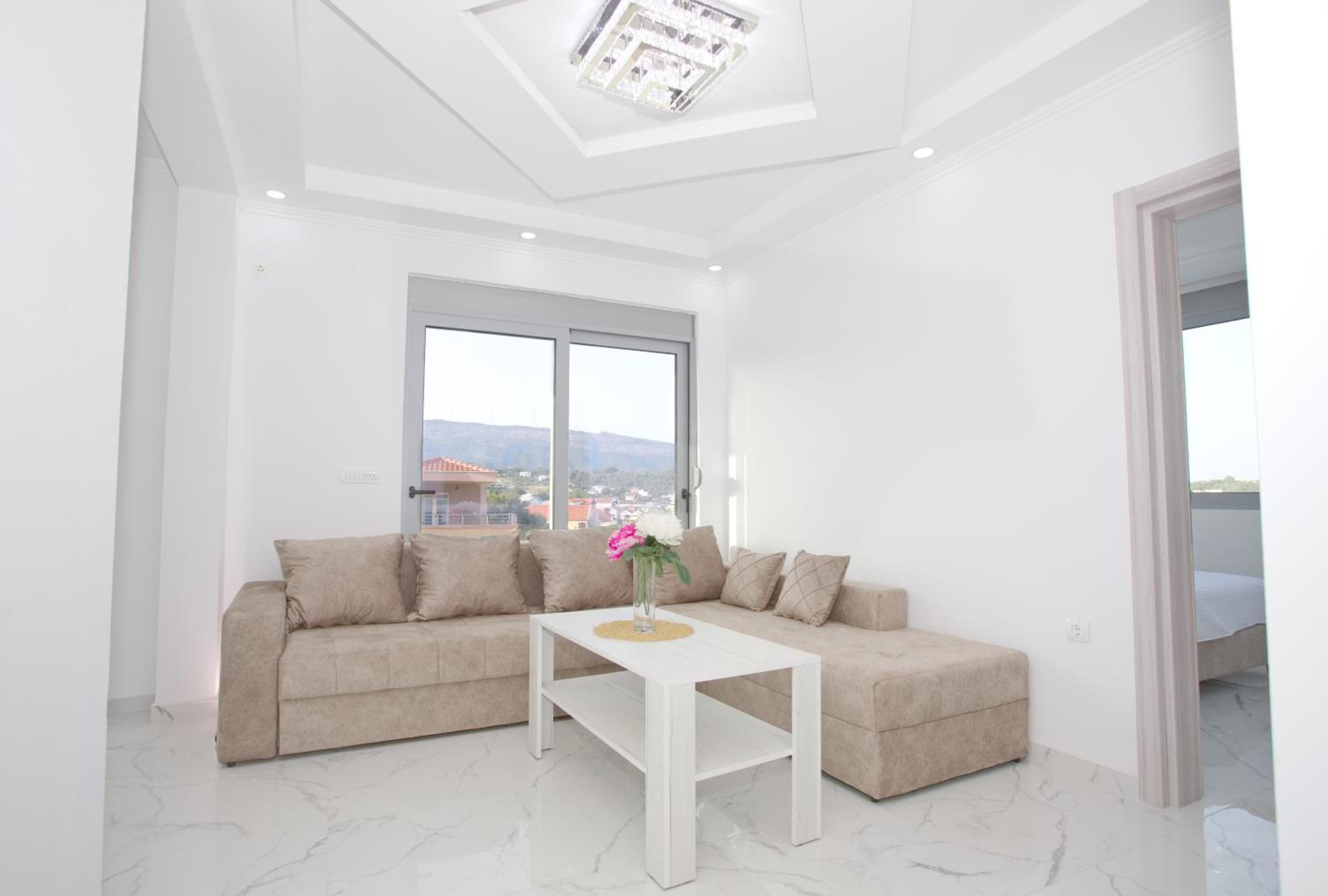 NESI Apartments photo 2