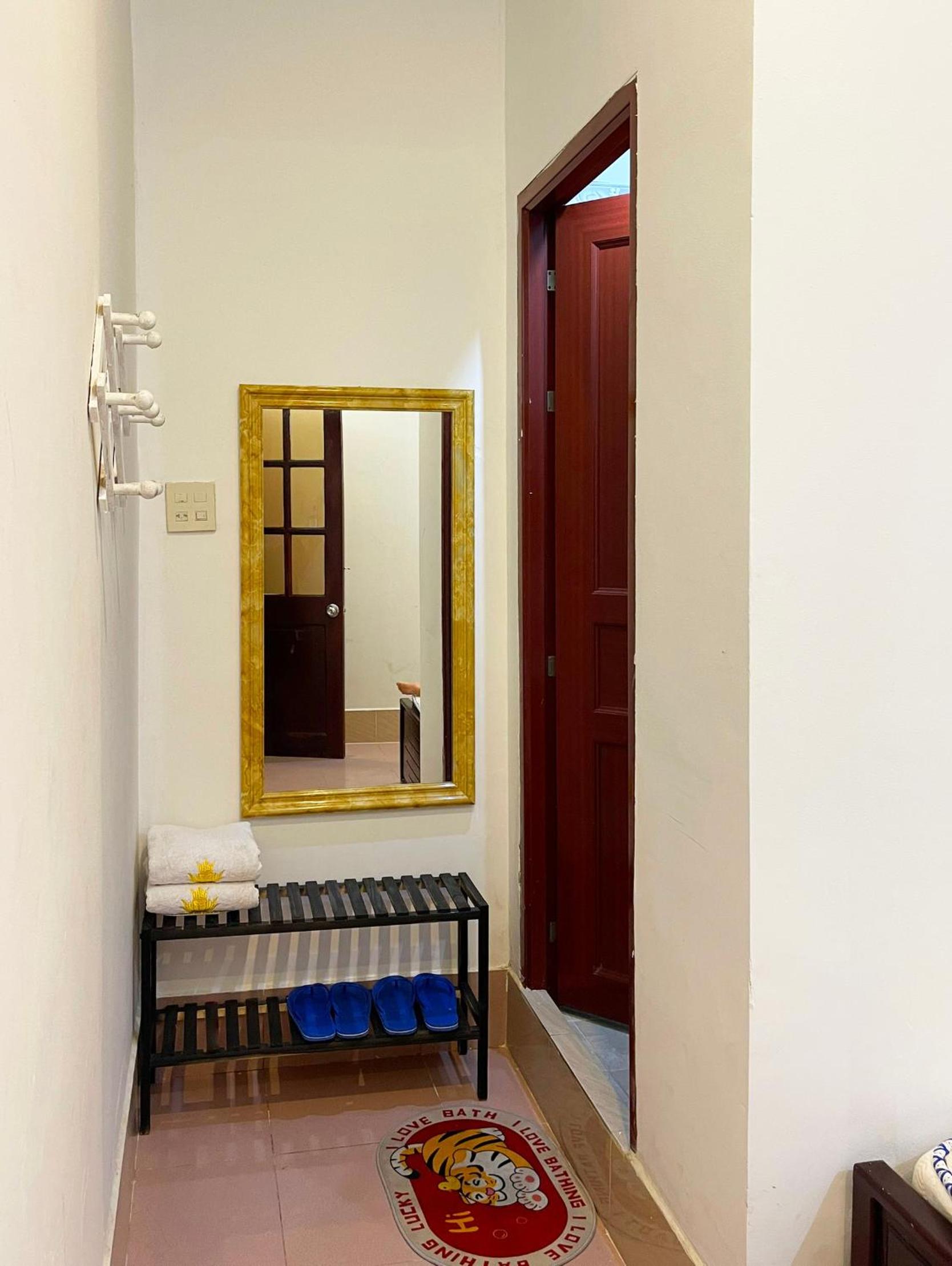 Hoàng Sơn's Home