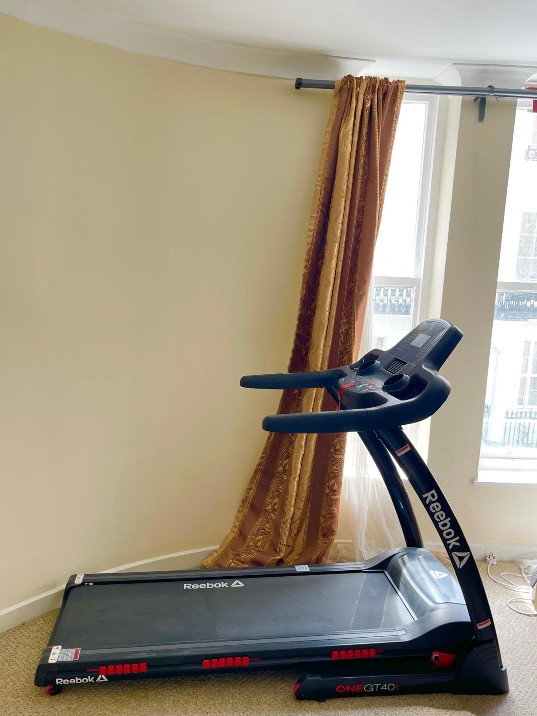 1 bedroom apartment near Hyde Park view 3